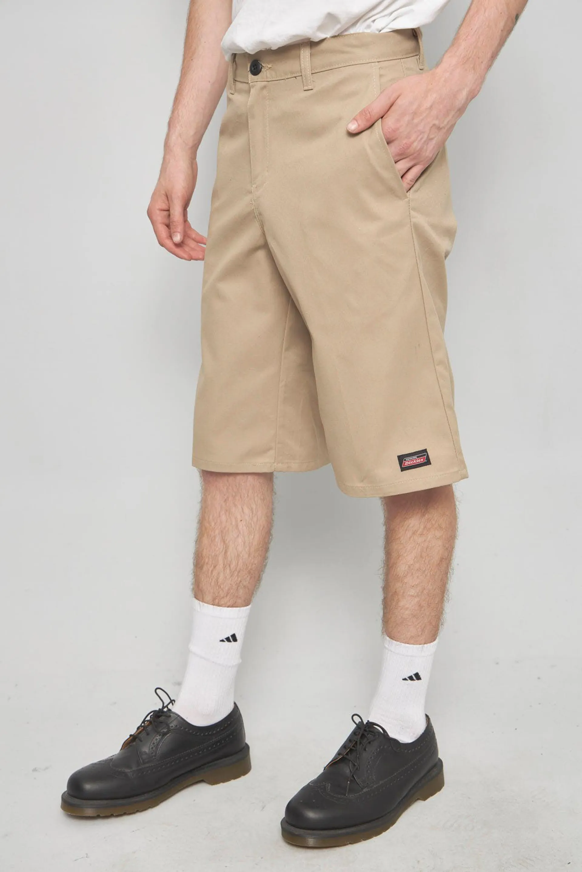 Shorts casual beige dickies talla M 683