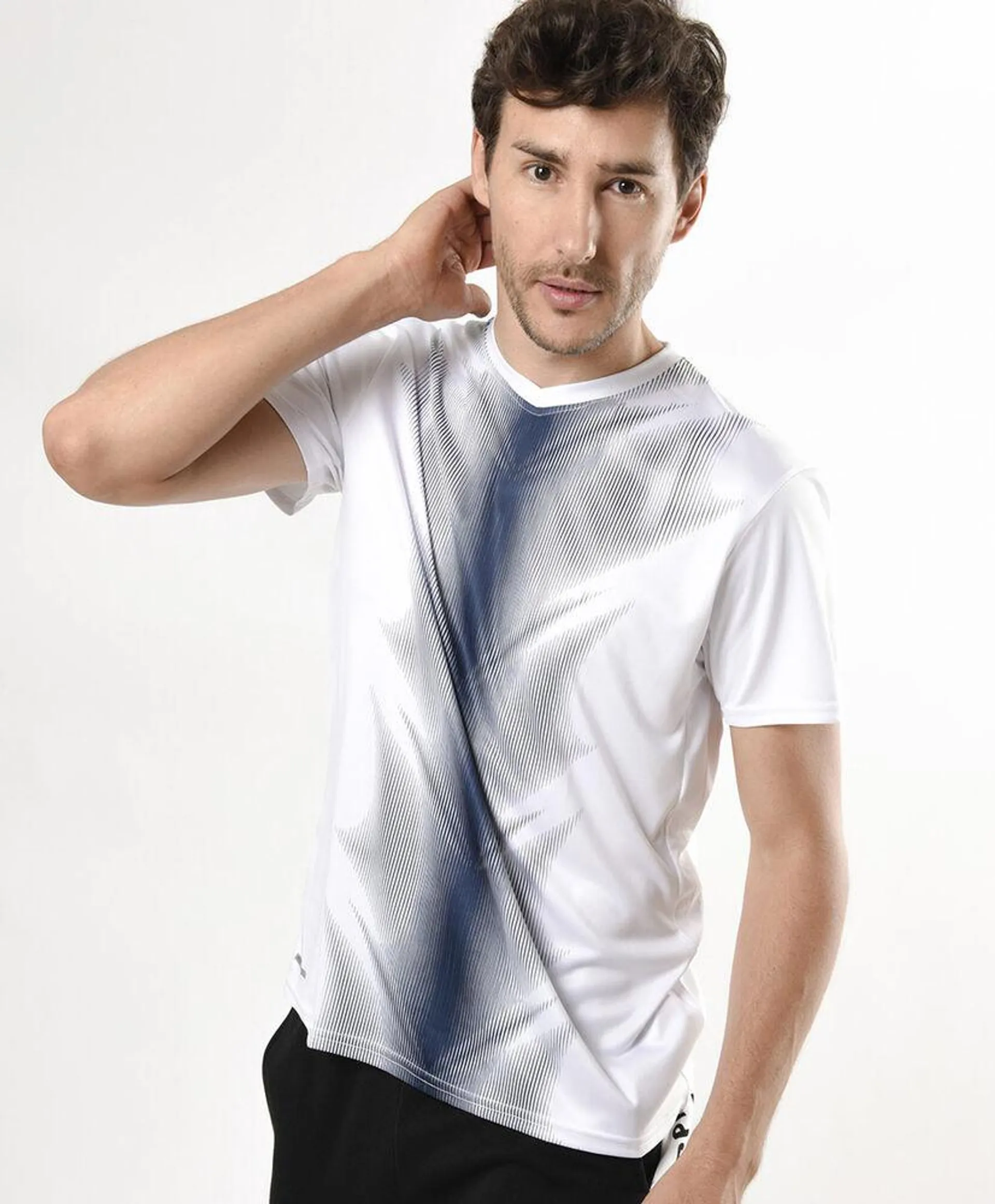 Polera deportiva hombre líneas horizontales