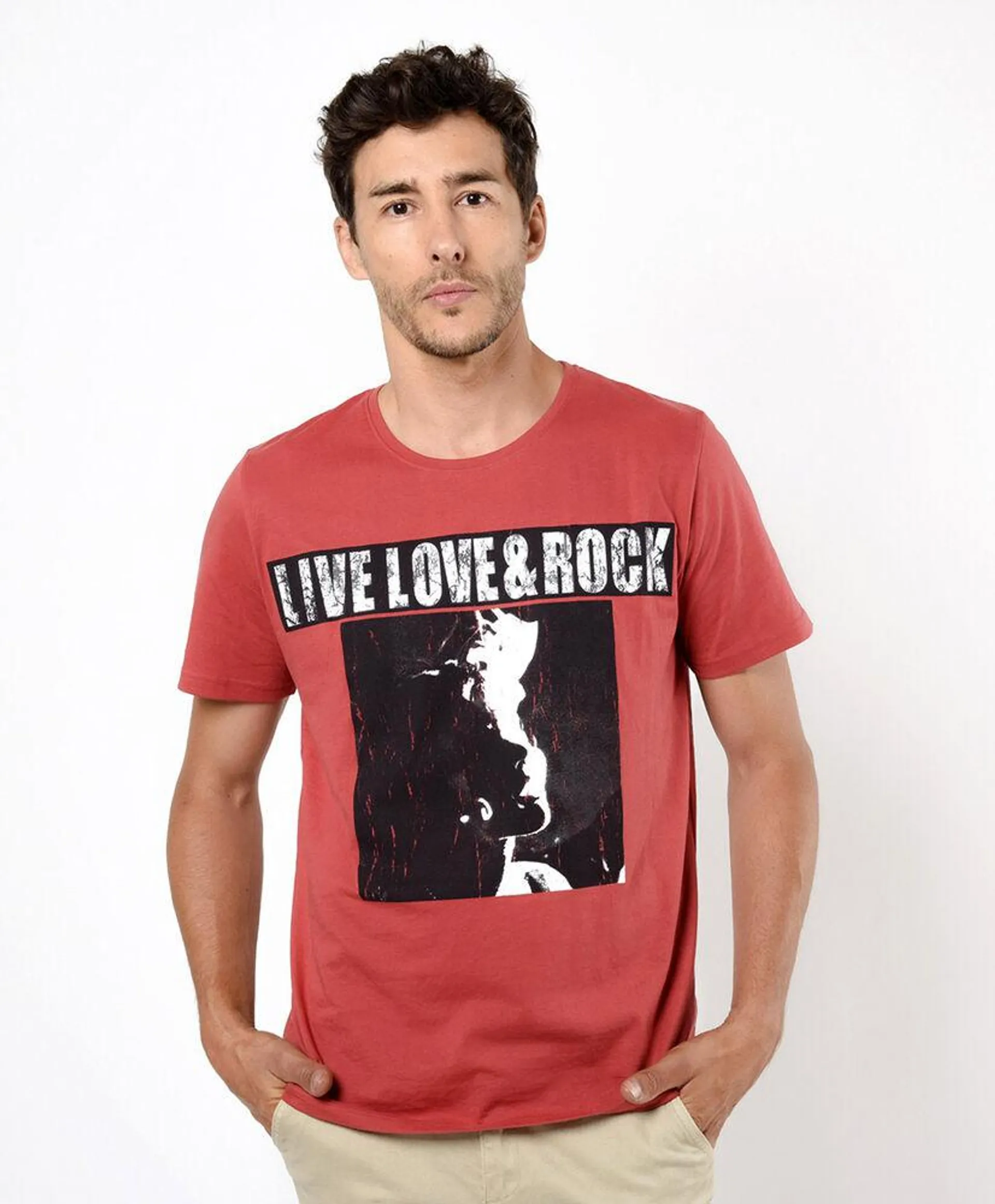 Polera hombre estampado rock