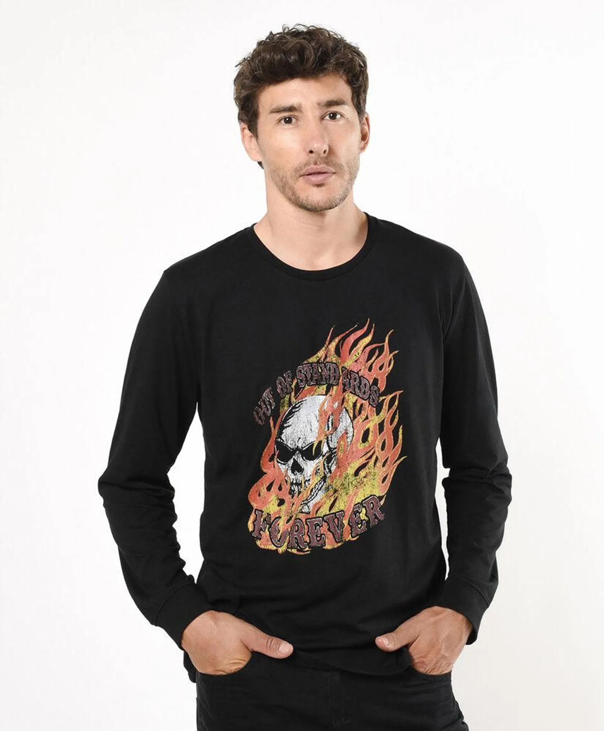 Polera hombre estampado fuego