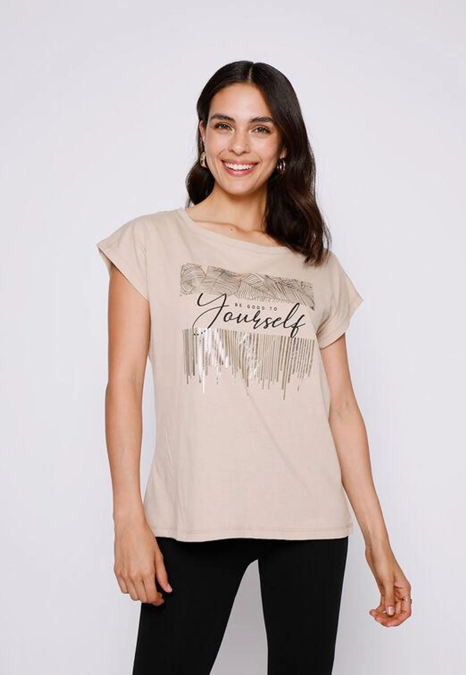 Polera Mujer Beige Chic Estampado Family Shop