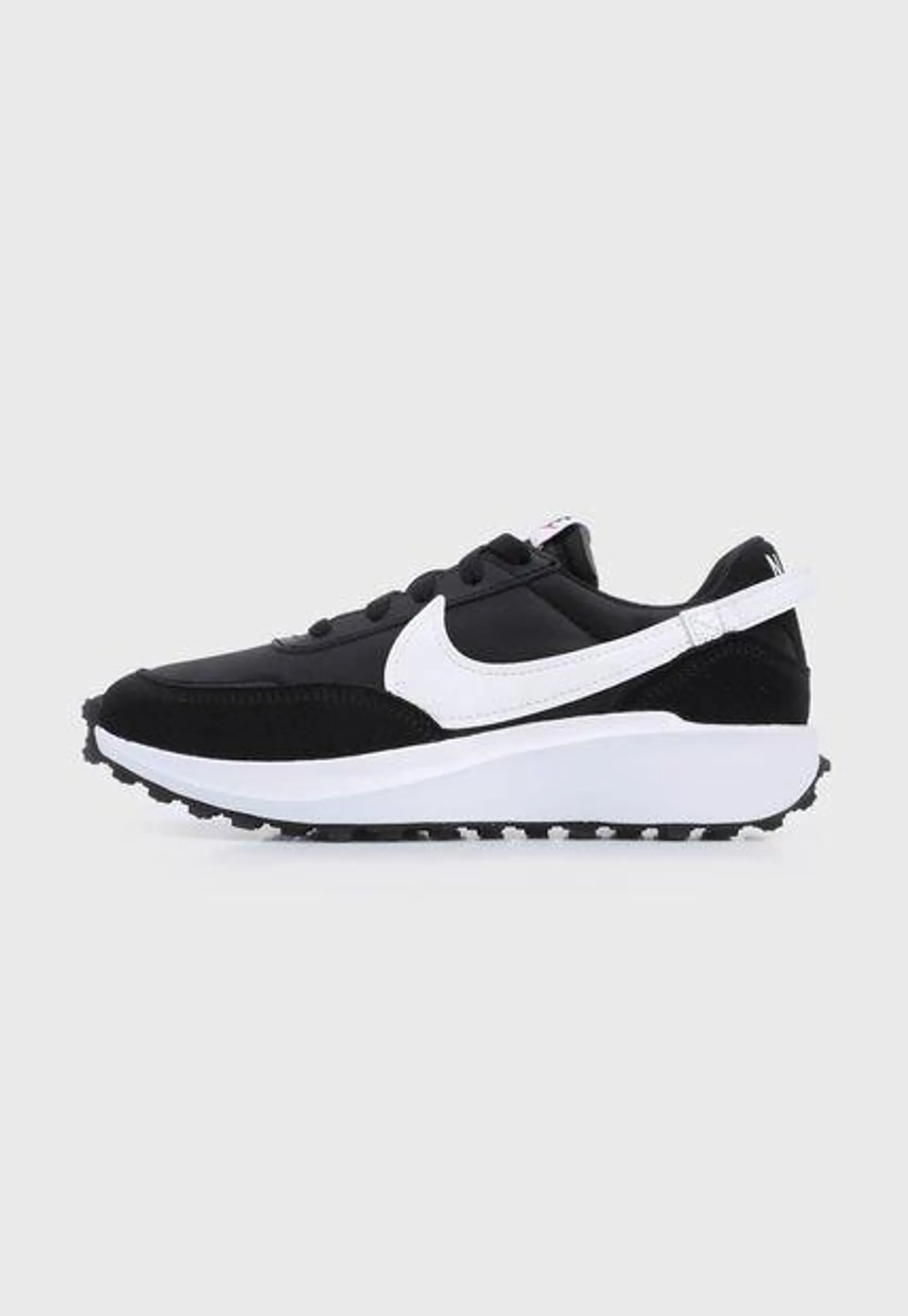 Tenis Lifestyle Negro Nike Waffle Debut