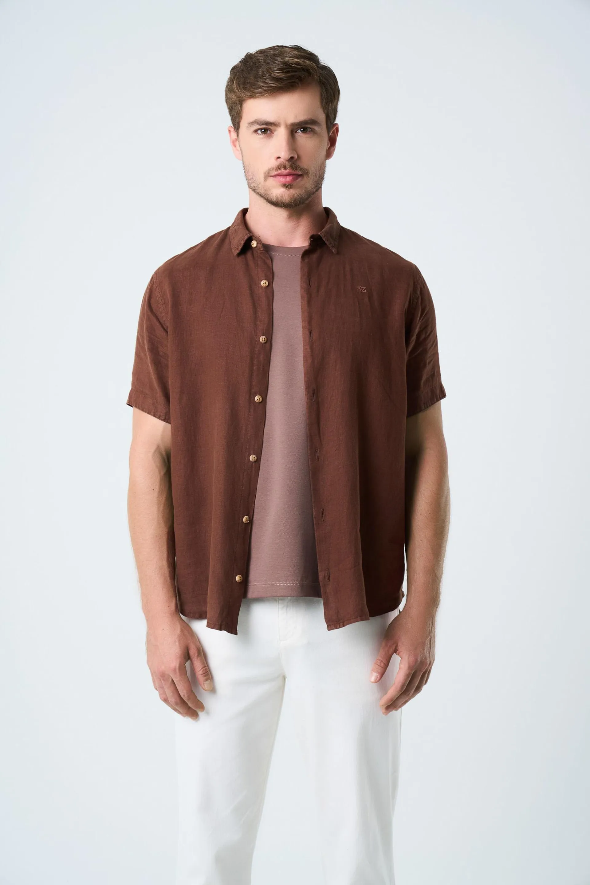 Camisa manga corta lino para hombre bordado vz