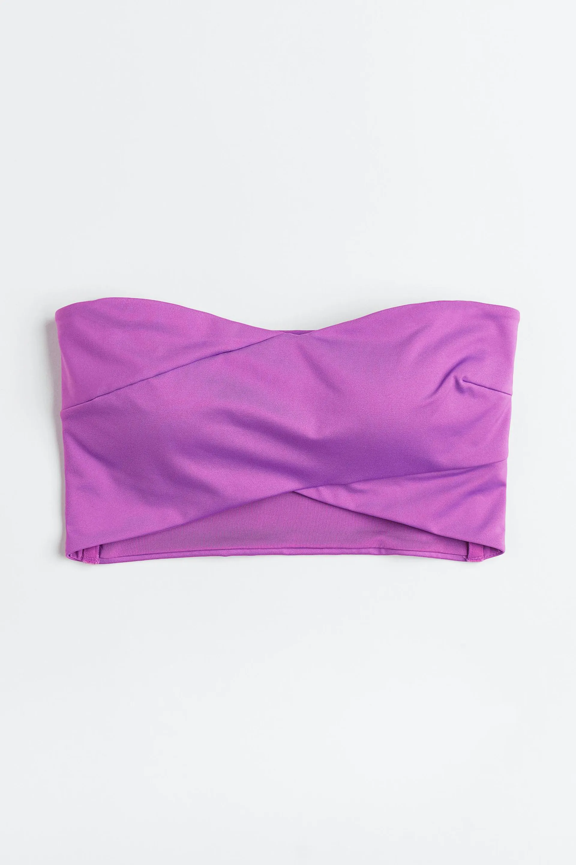 Top de bikini estilo bandeau con relleno