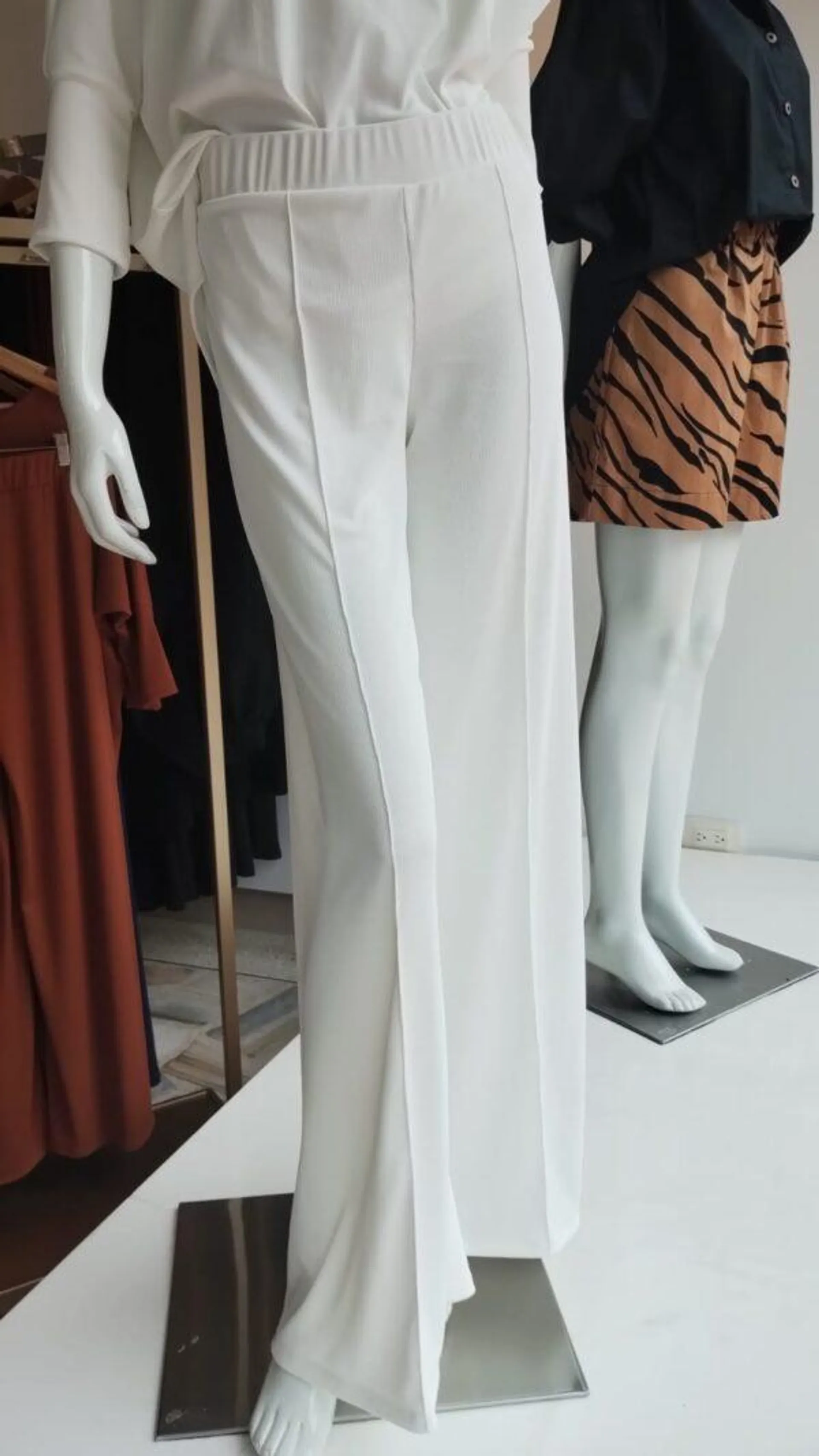 Pantalón Viena Rib Ivory