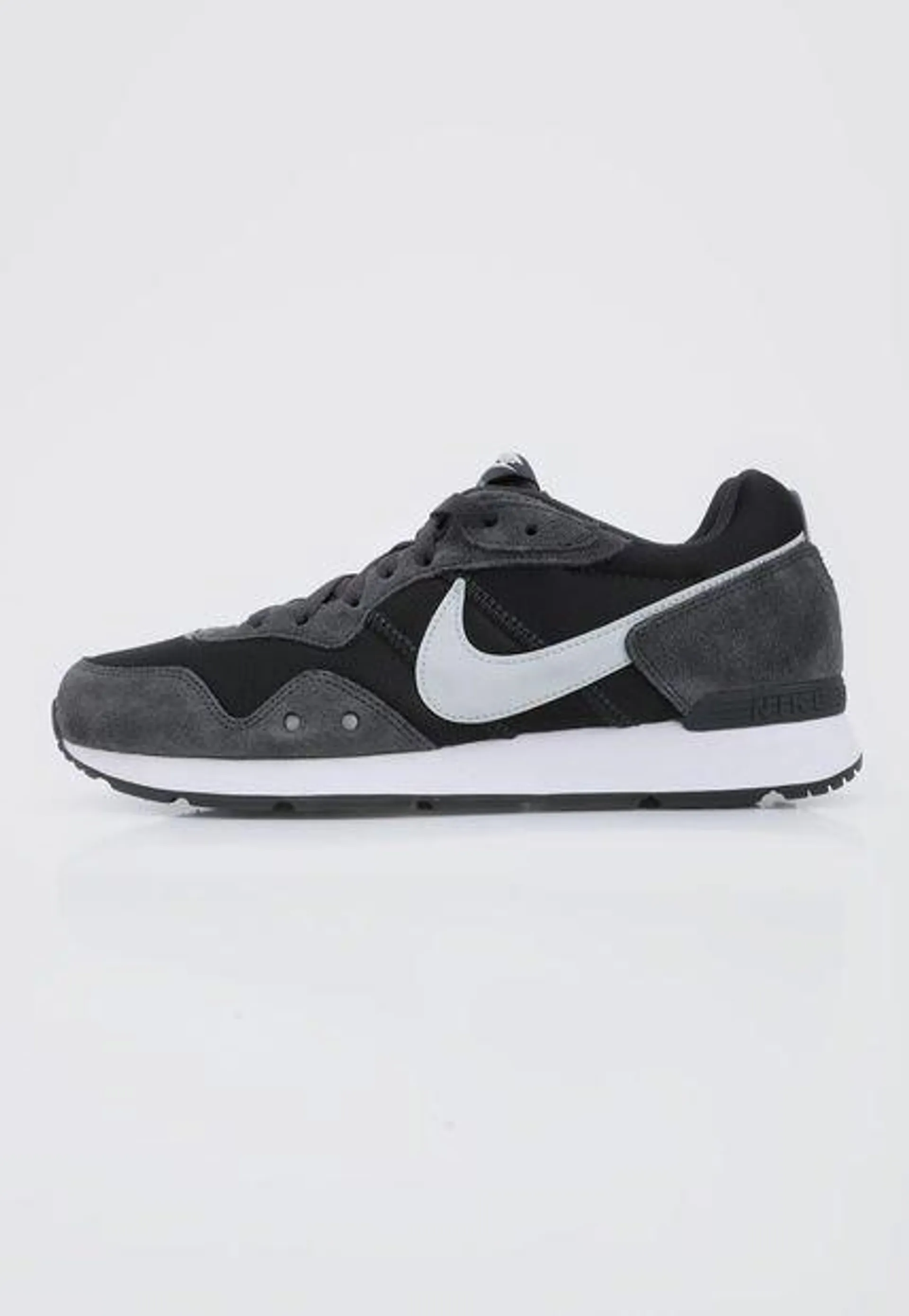 Tenis Lifestyle Gris-Blanco-Negro Nike Venture Runner