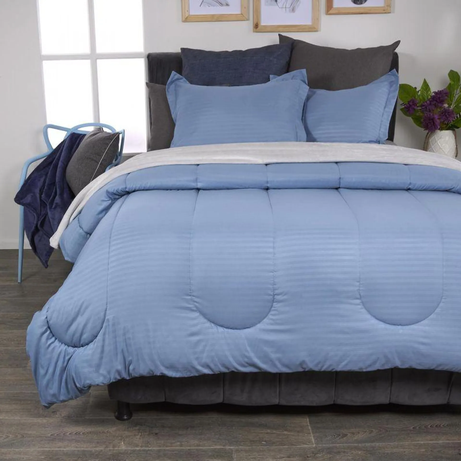 Plumón más fundón para almohada en tela embozada azul denim