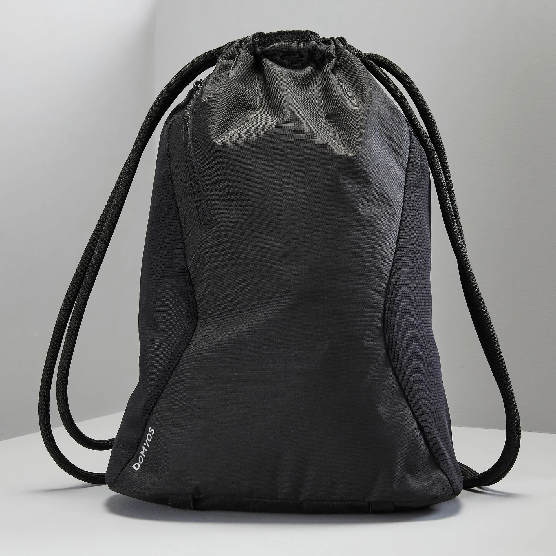 Tula deportiva para gimnasio de 15L Domyos negro