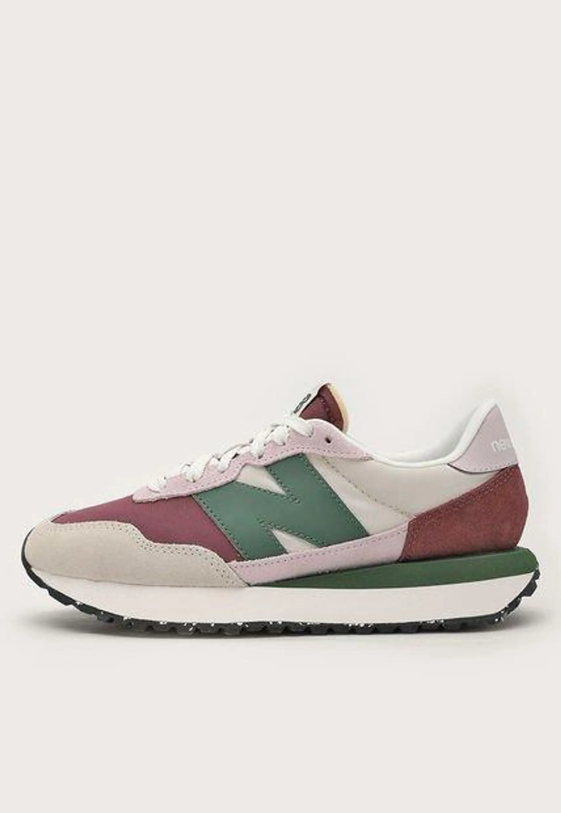 Tenis Lifestyle Borgoña-Beige-Verde New Balance 237