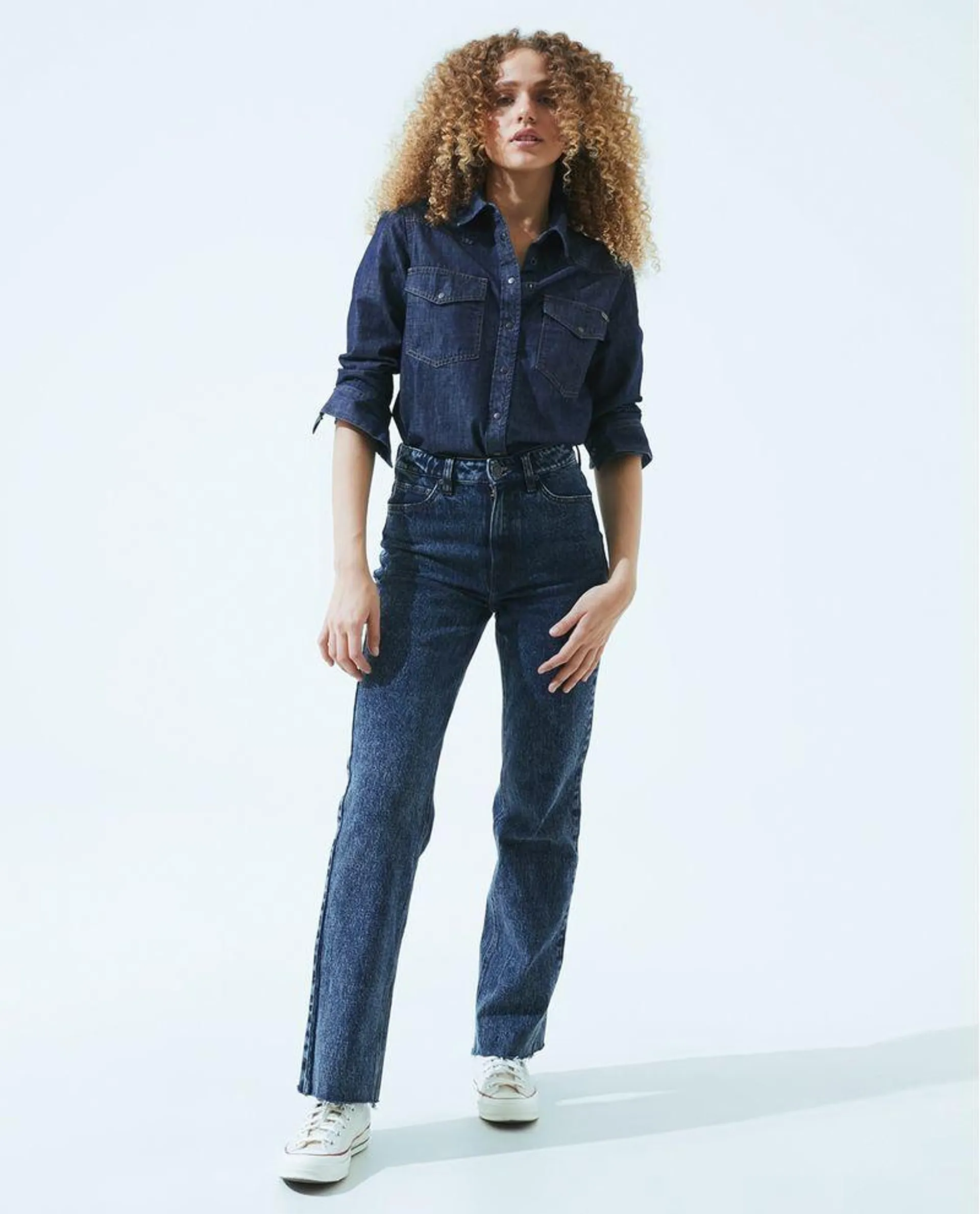 Jean Straight cinco bolsillos para mujer