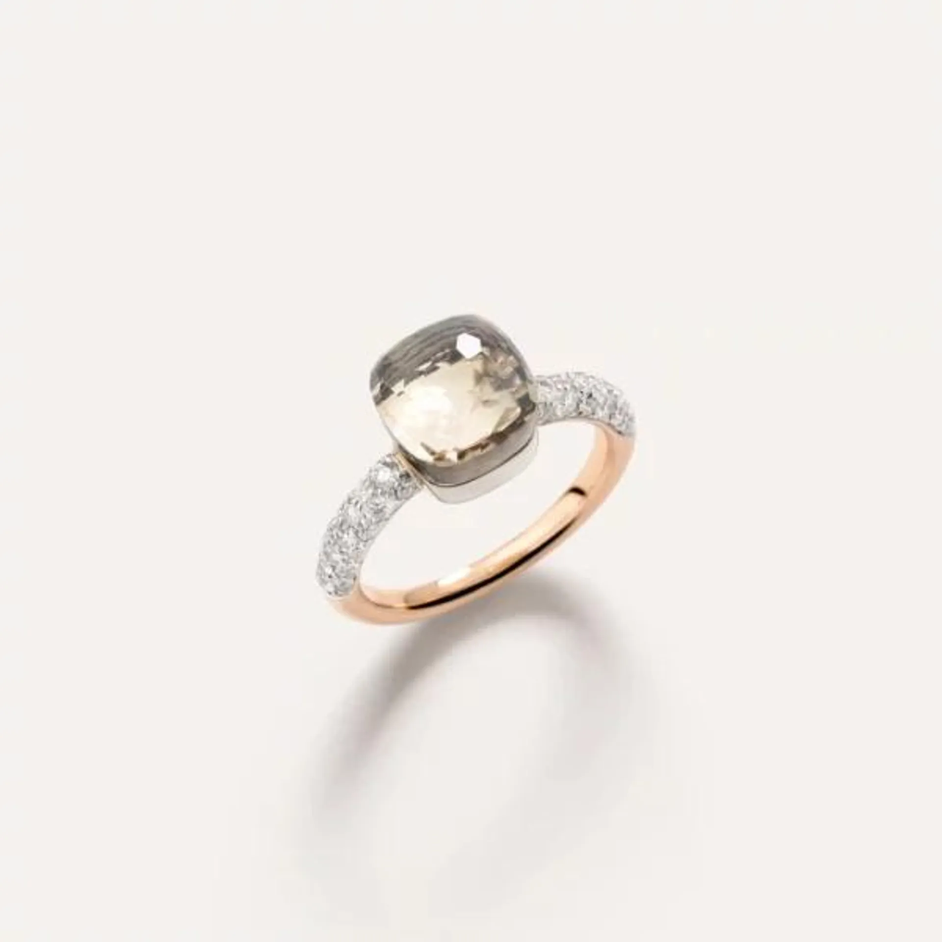 Anillo Pomellato Nudo Petit Oro Rosa 18K, topacio blanco y diamantes