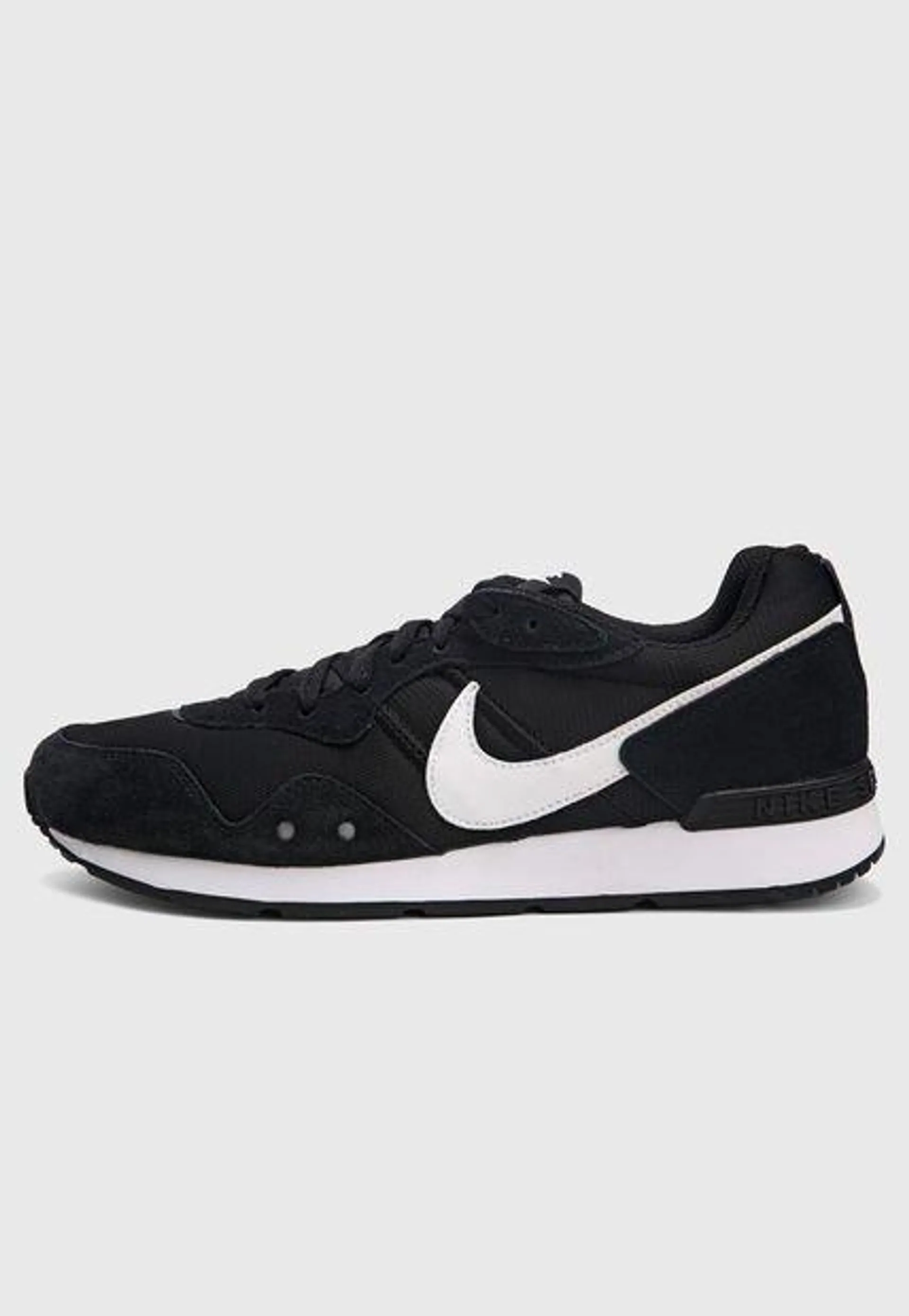 Tenis Lifestyle Negro-Blanco Nike Venture Runner