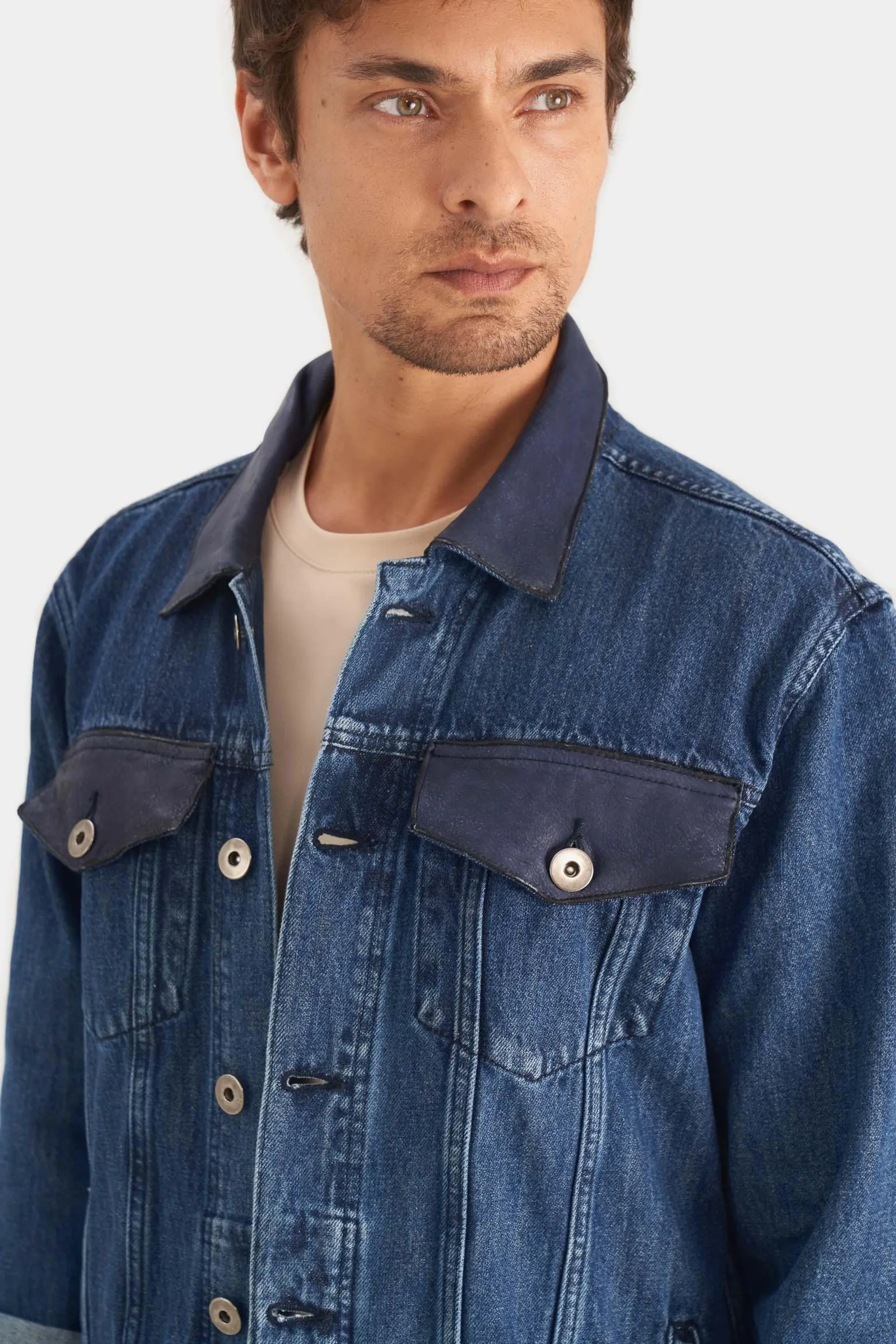 Chaqueta trucker para hombre piezas en cuero