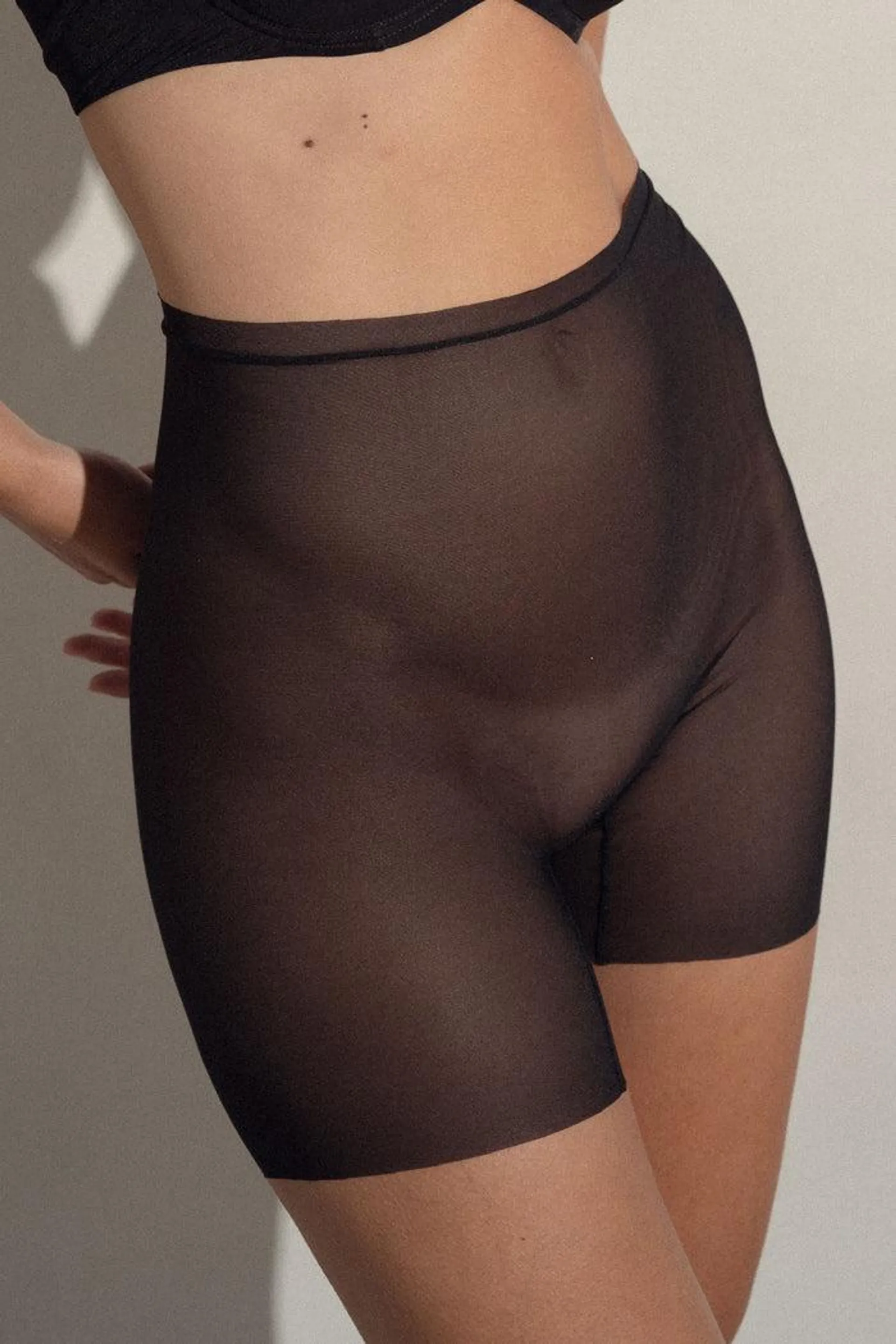 PANTY CICLISTA ELLIPSE EN TUL INVISIBLE ULTRA COMODO ALMA LIMPIA NEGRO