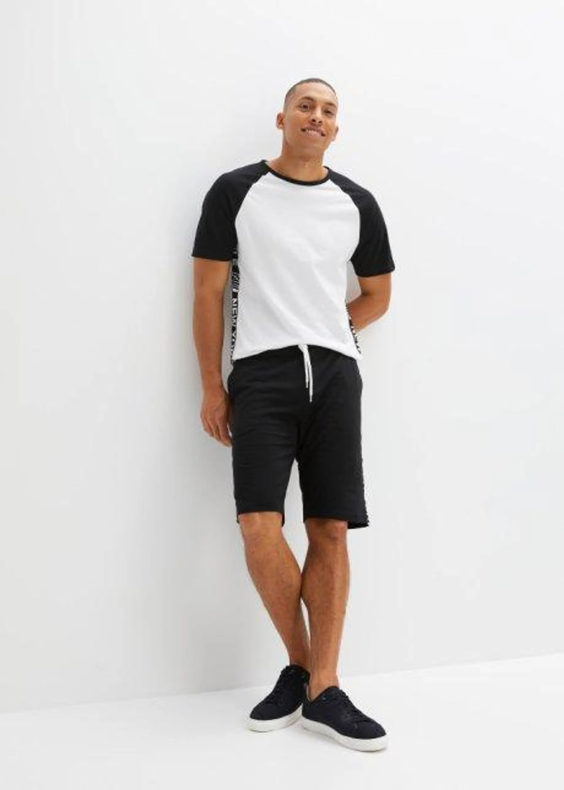 T-shirt och shorts (2 delar)