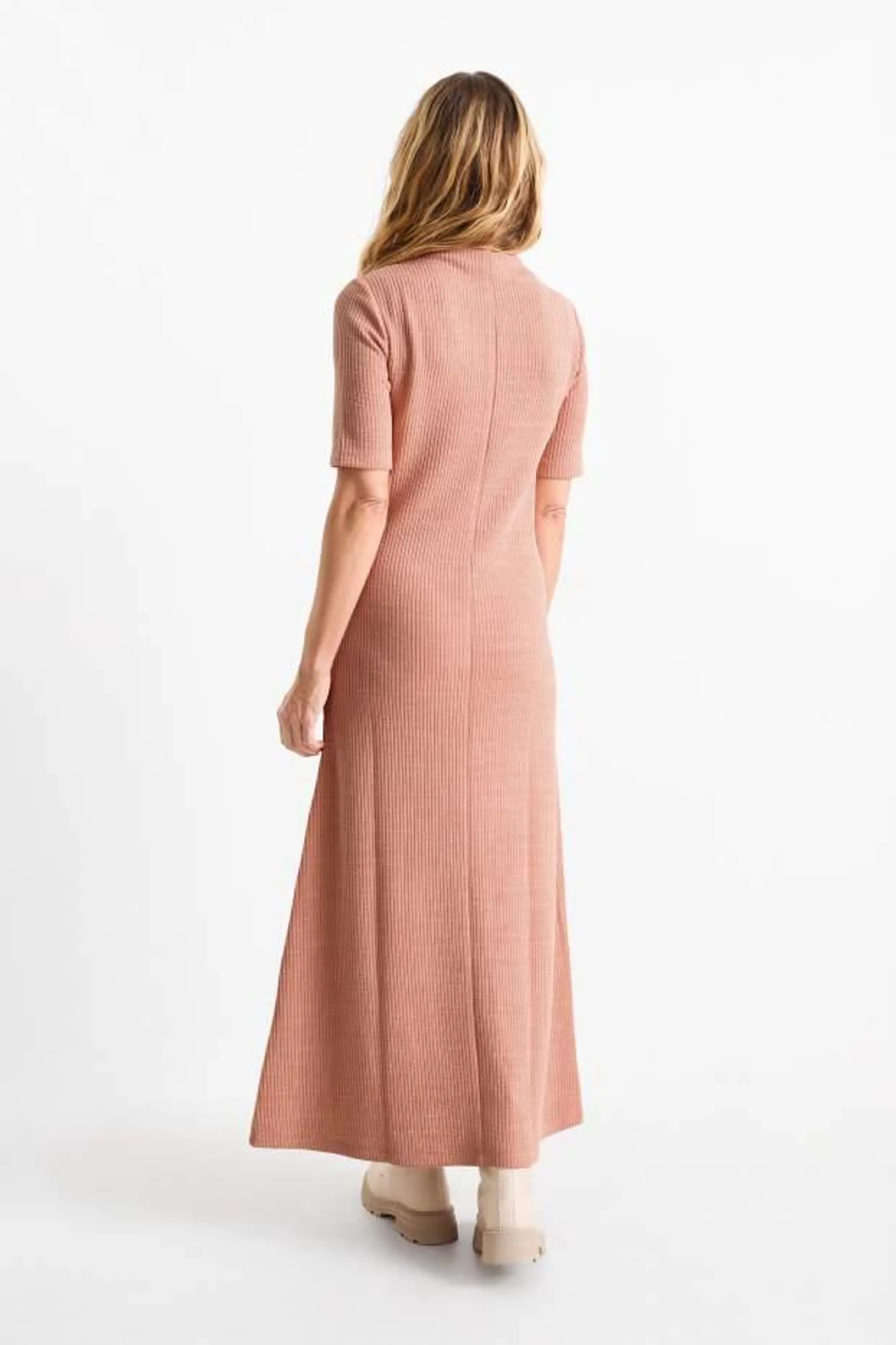 Knitted dress - ribbed