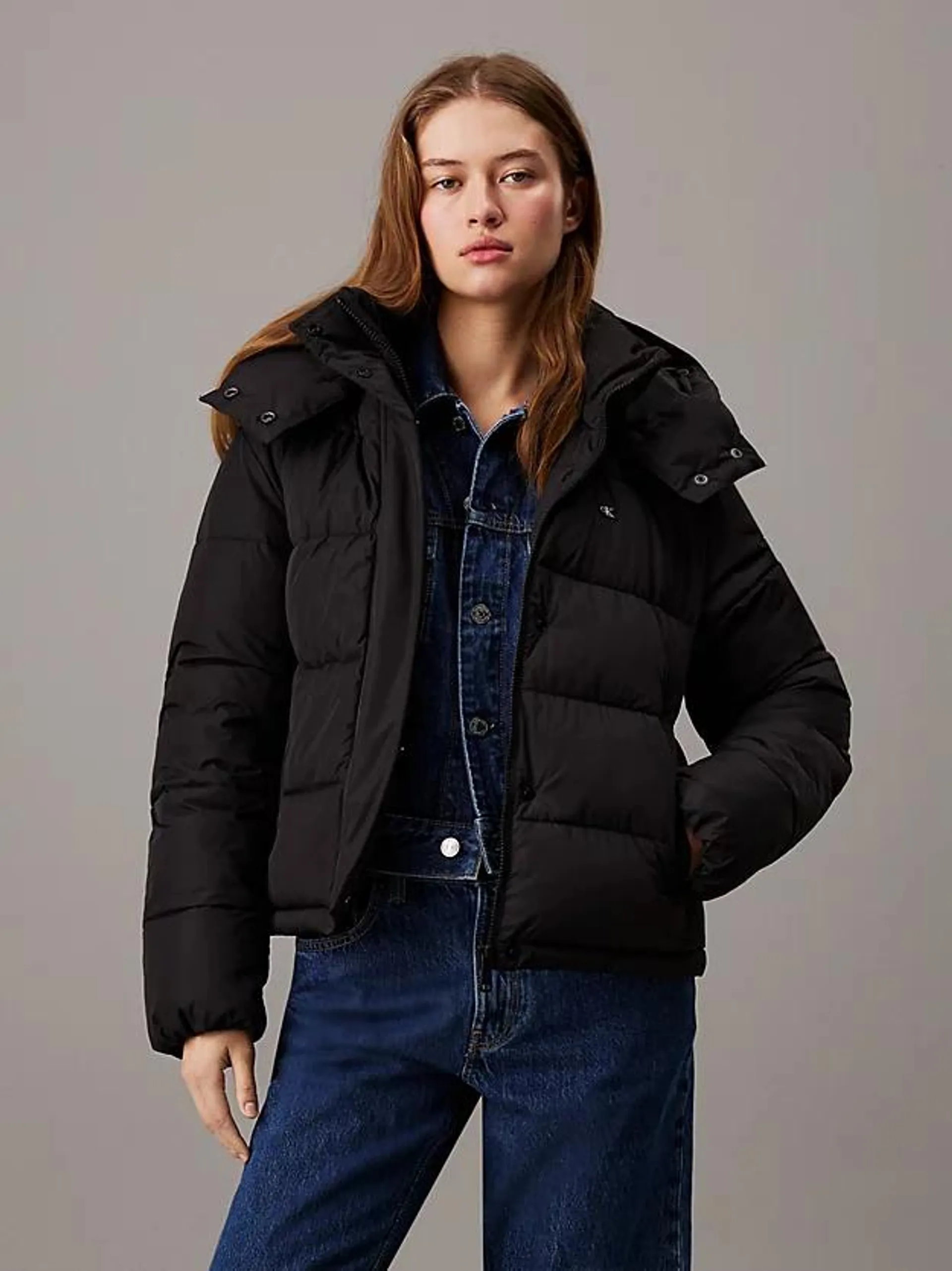 Short Hooded Puffer Jacket