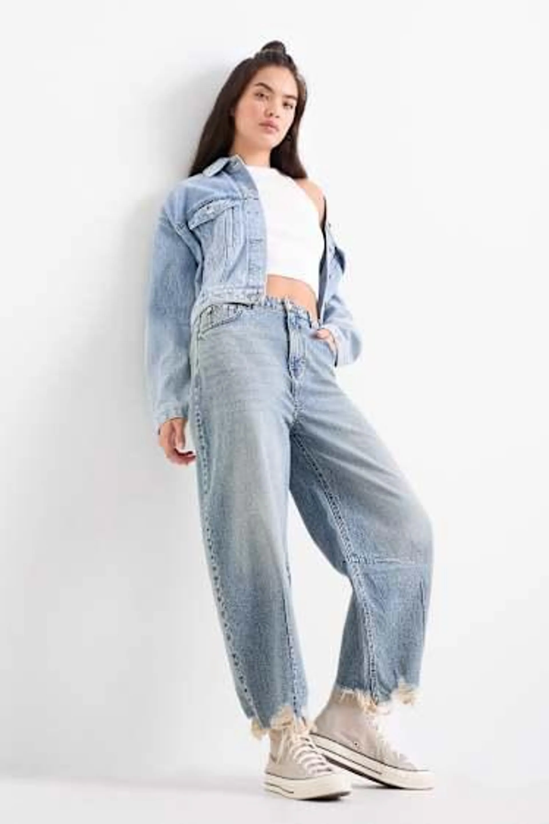 Balloon jeans - mid-rise waist