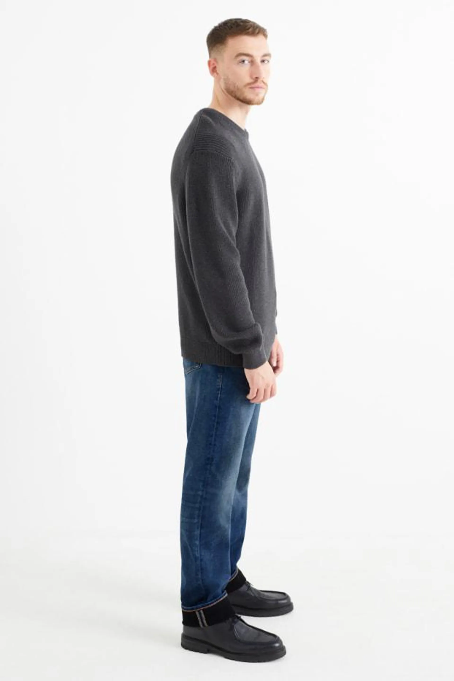 Straight jeans - thermal jeans - jog denim - LYCRA®