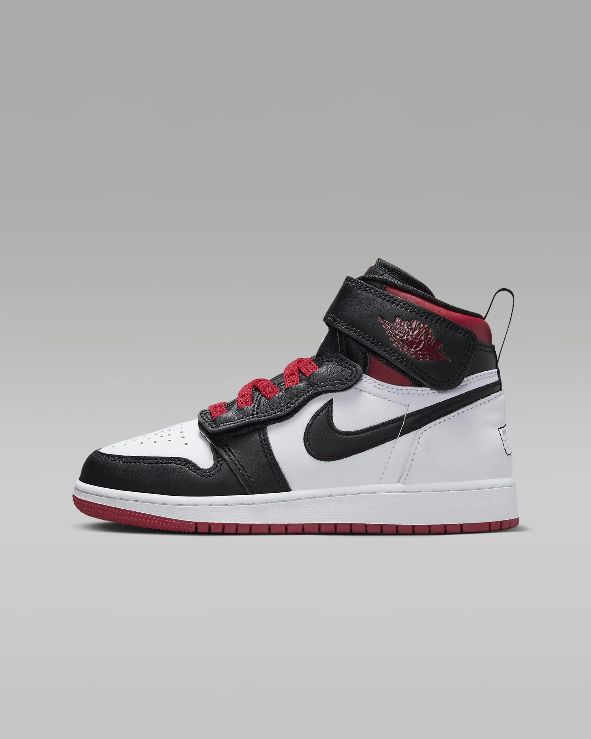 Air Jordan 1 Hi FlyEase