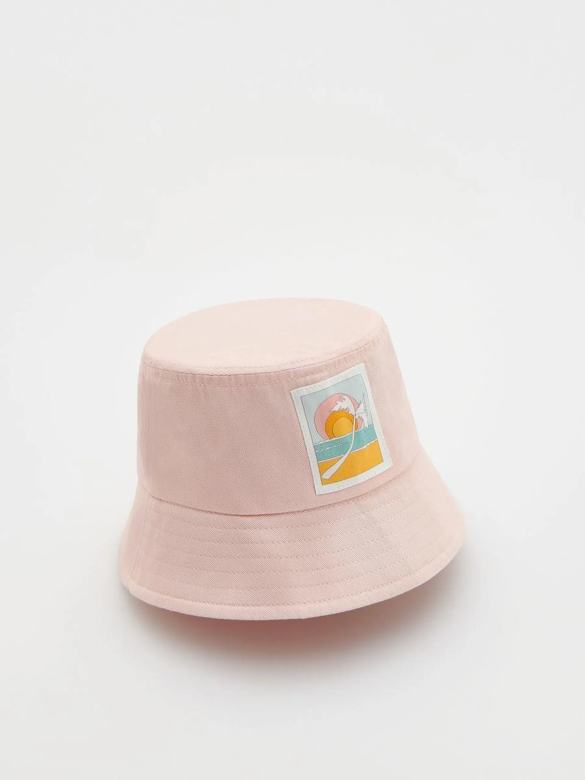 Klobouk bucket hat s nášivkou