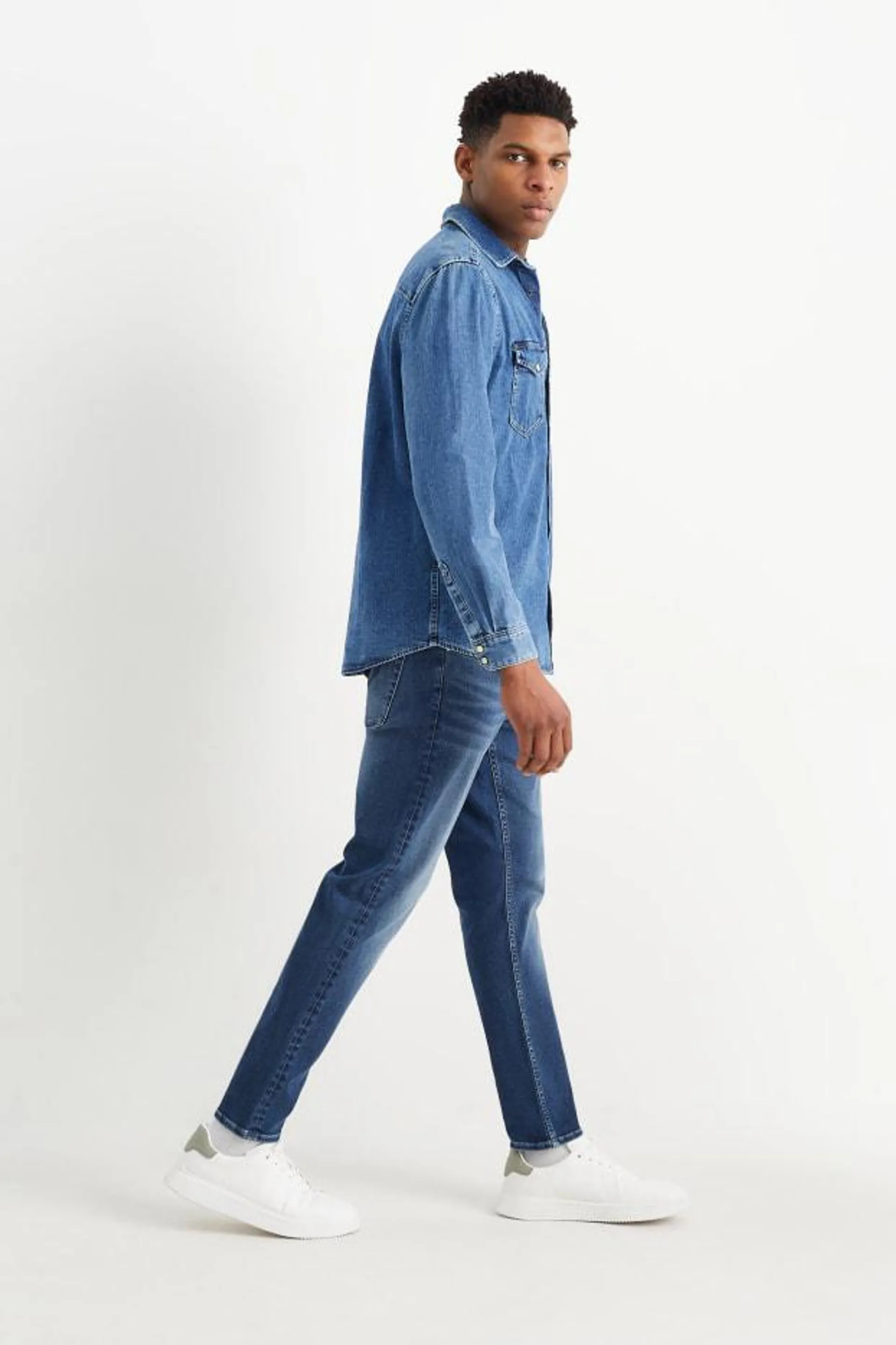 Slim tapered jeans - Flex - LYCRA® ADAPTIV