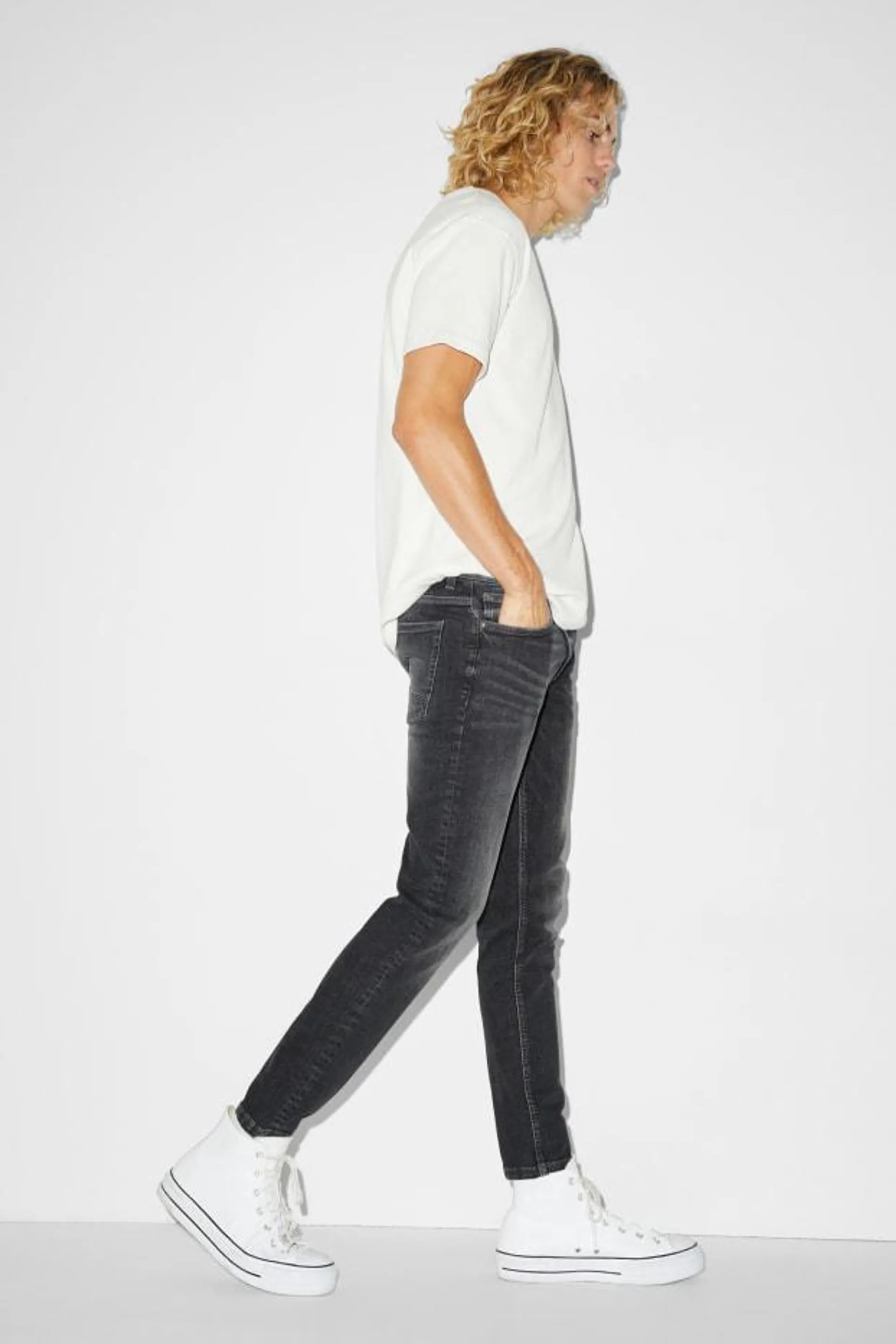 Skinny jeans - LYCRA®
