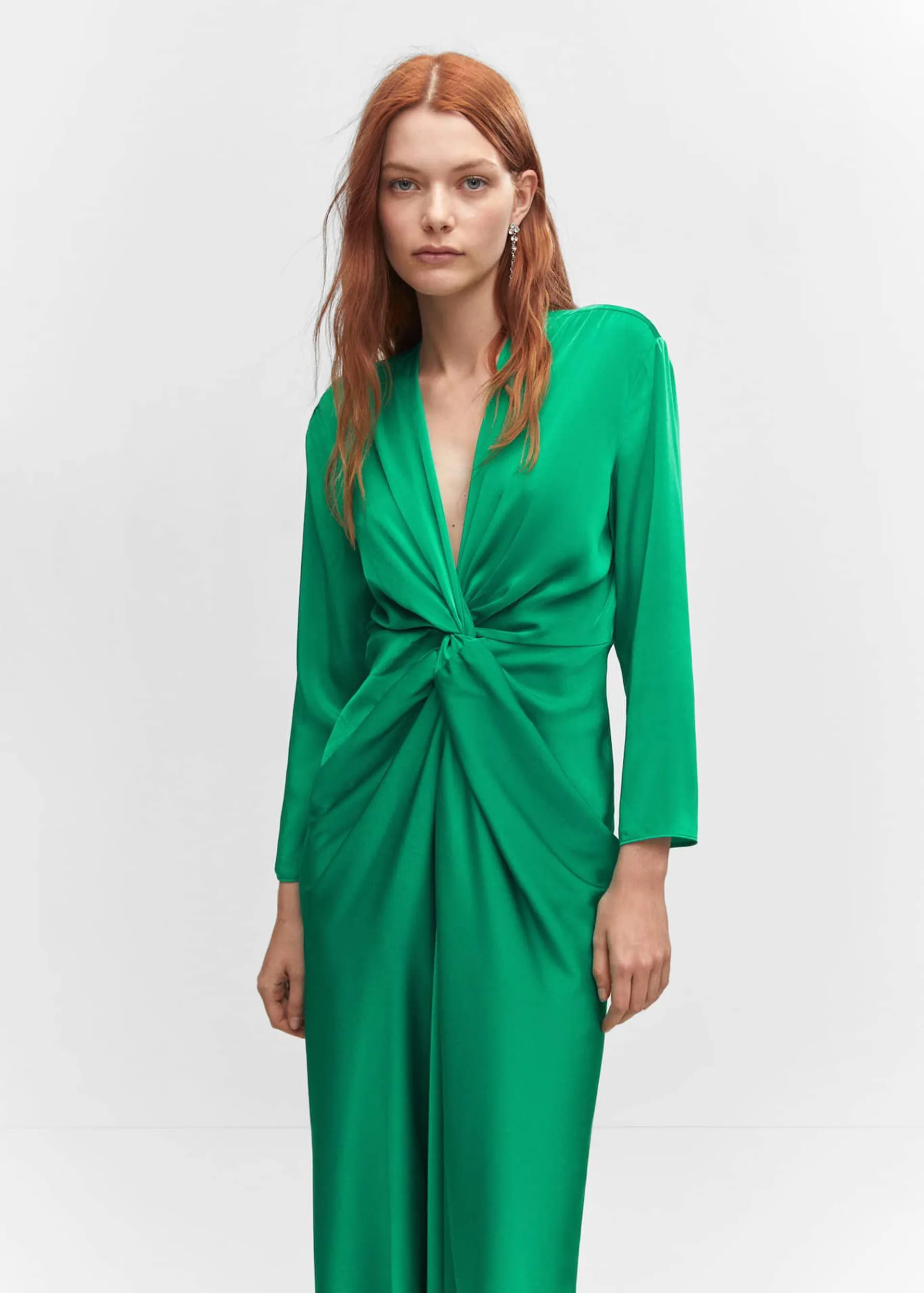 Satin dress with knot
