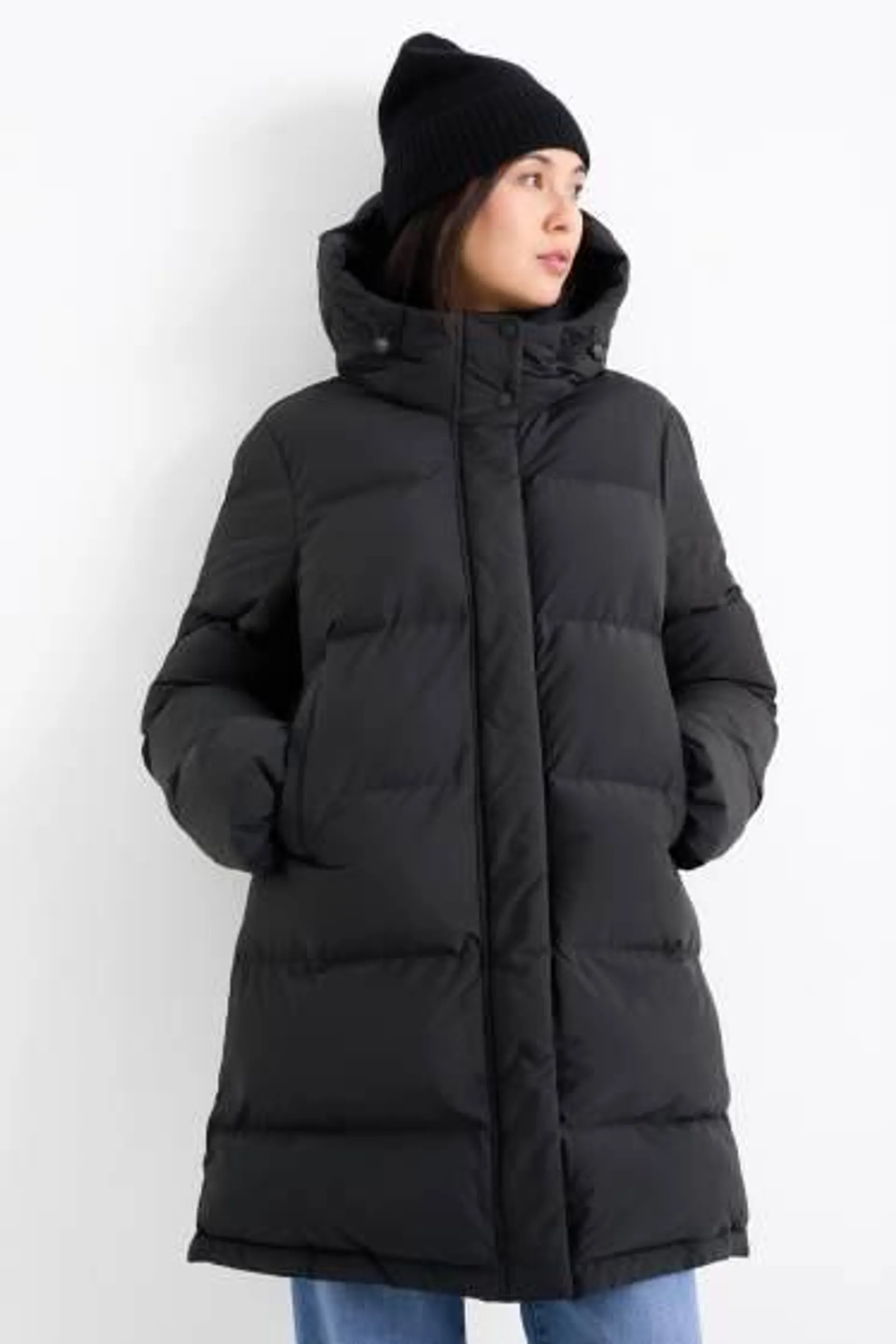 Quilted coat with hood - water-repellent