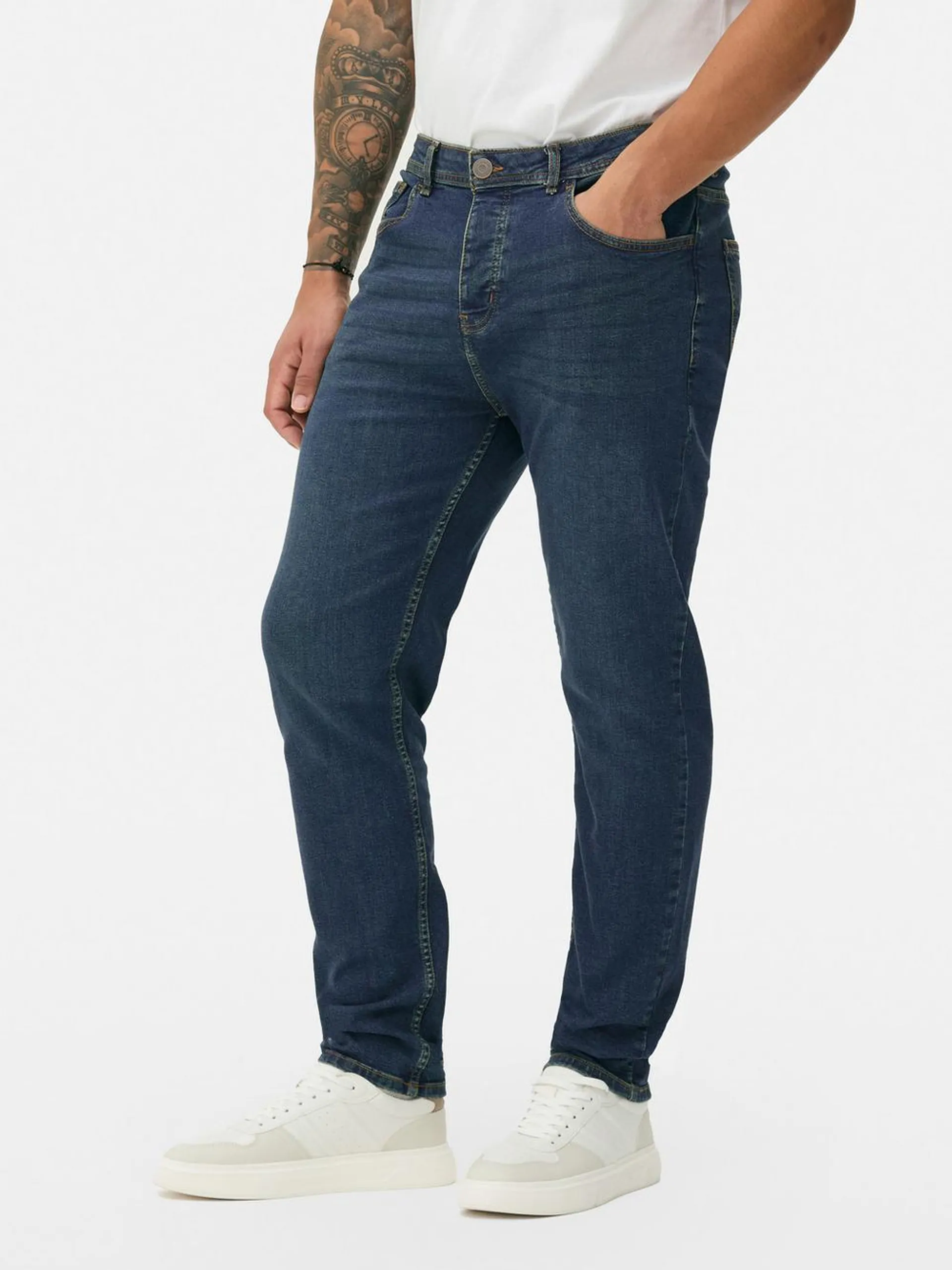 Stretch-Jeans in enger Passform