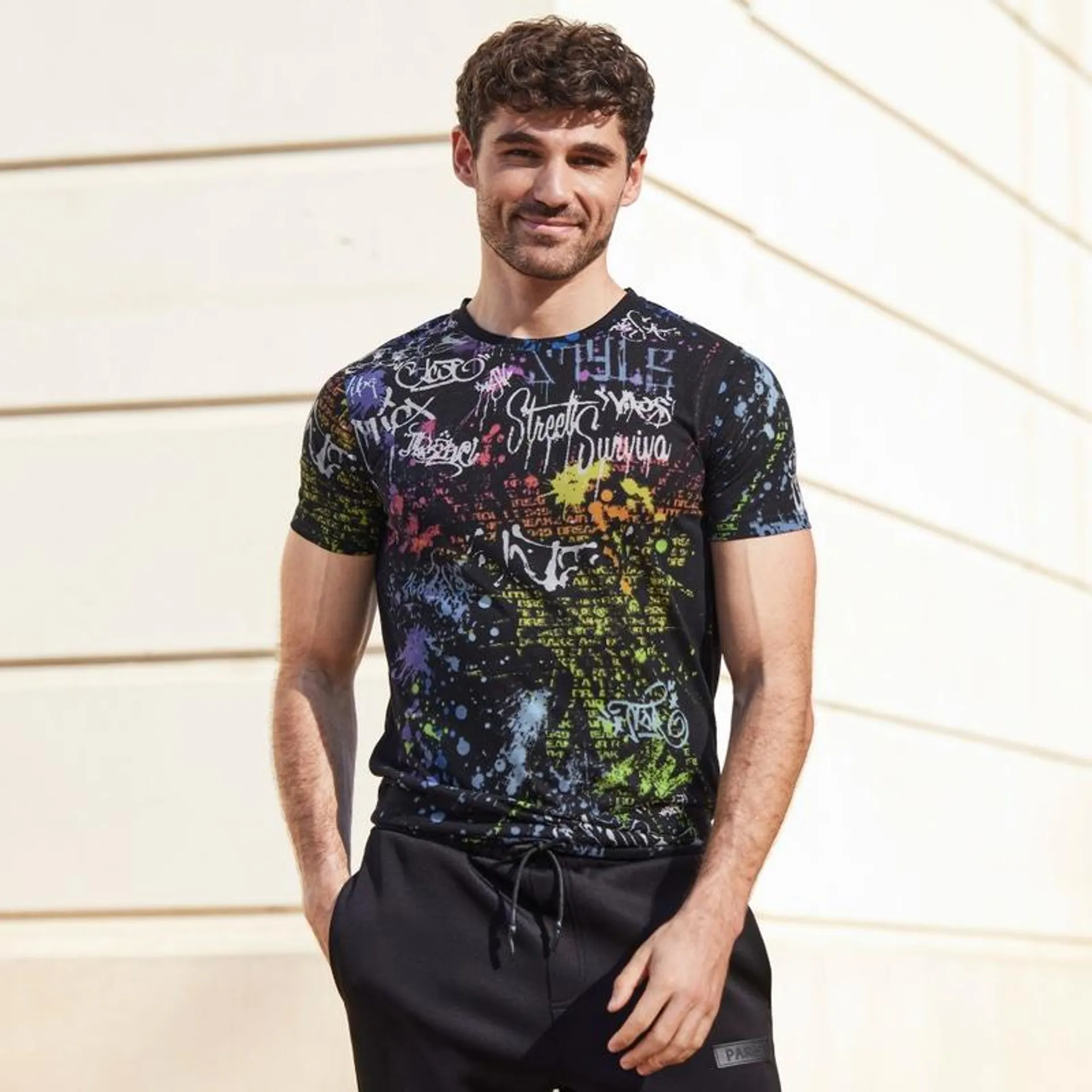 Herren-T-Shirt mit Graffiti-Design