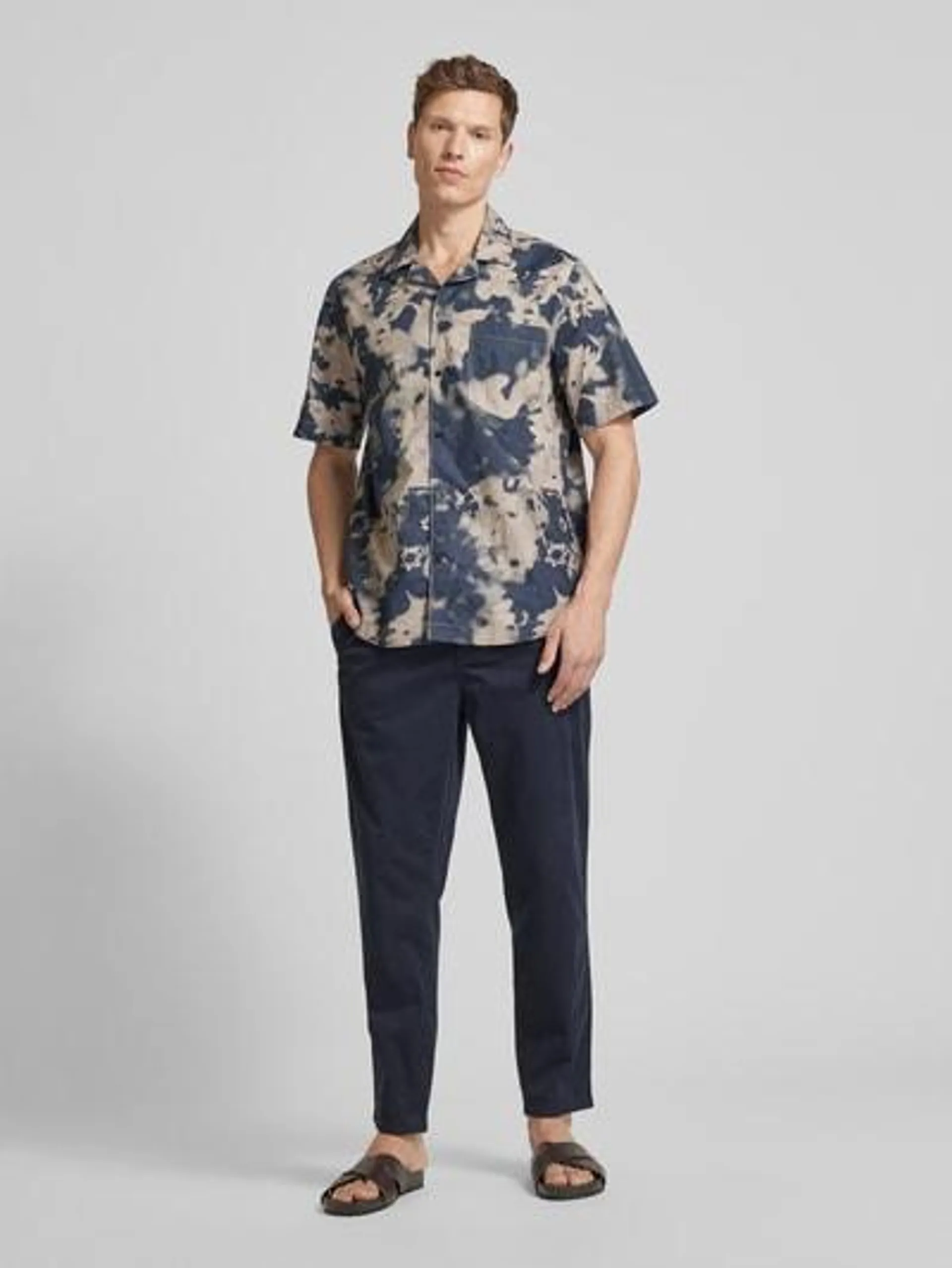 Tapered Fit Chino mit elastischem Bund in marine