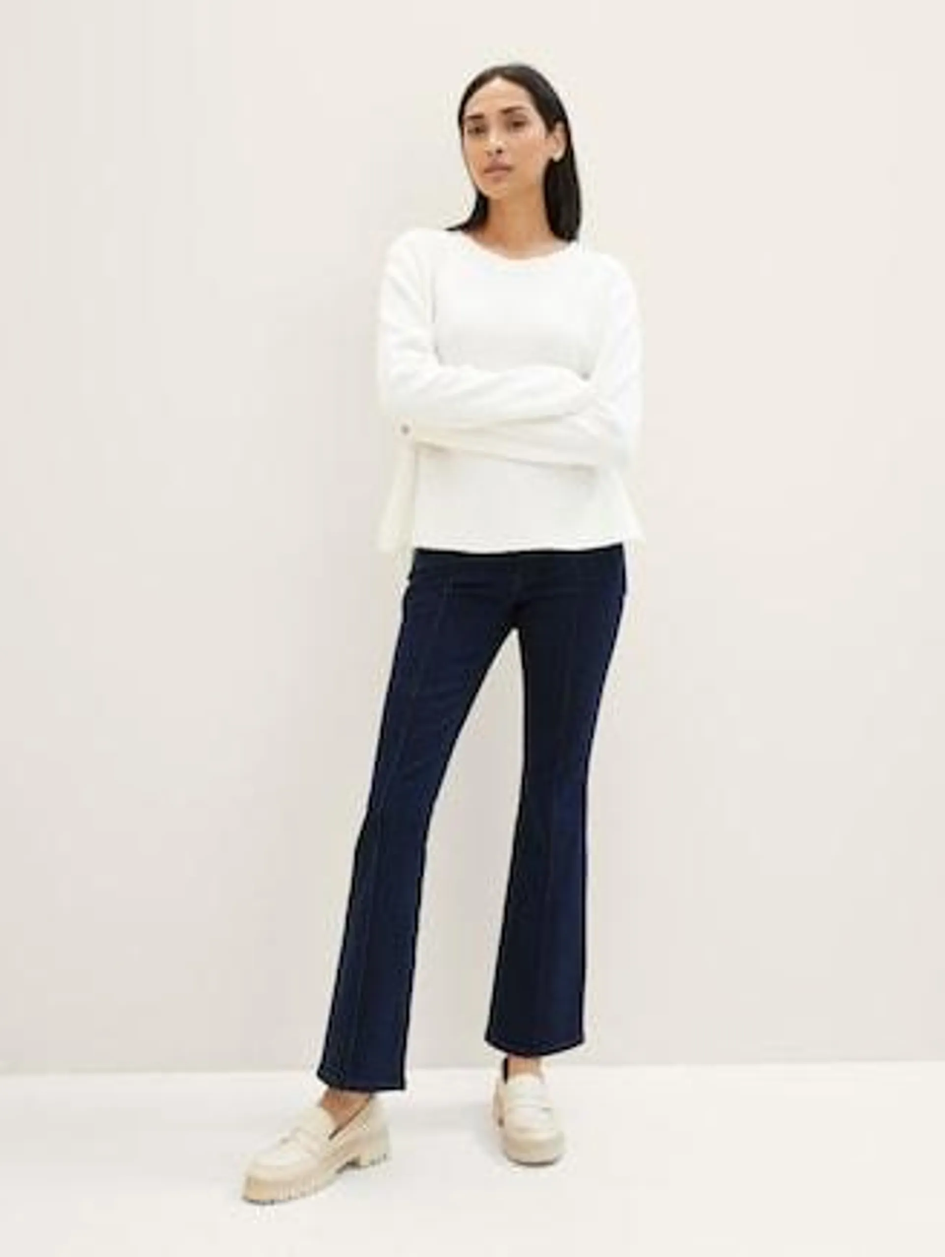 Alexa narrow boot cut jeans