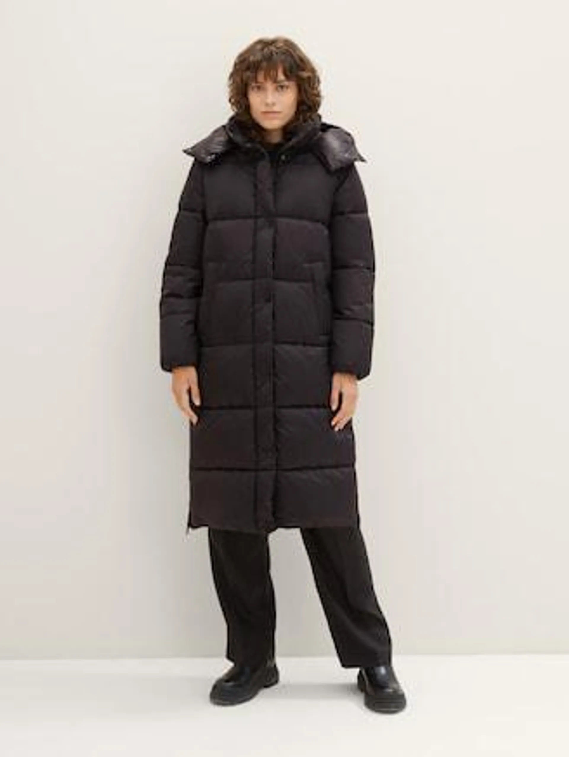 Puffer coat with a hood