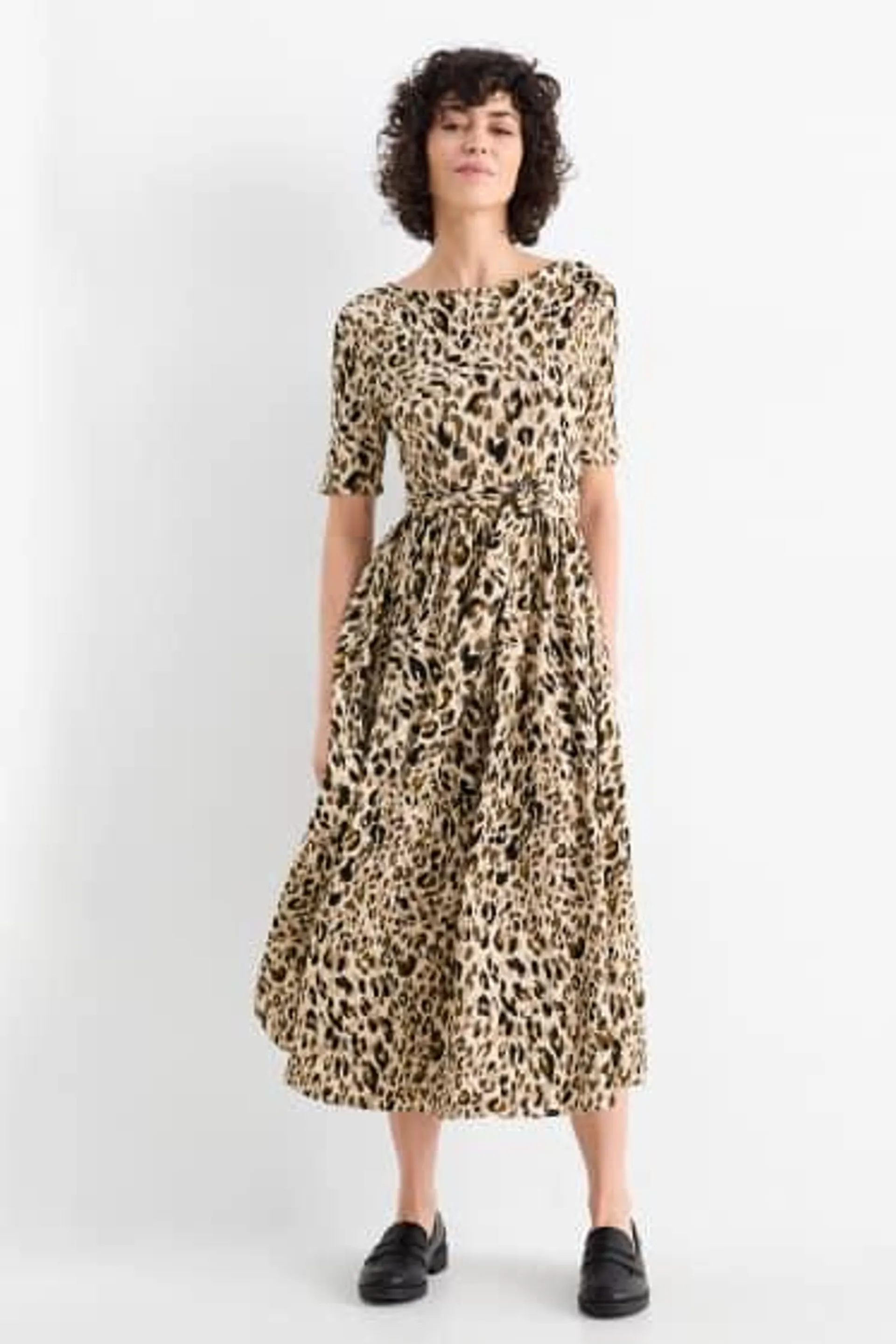 Fit & flare dress with belt - leopard print