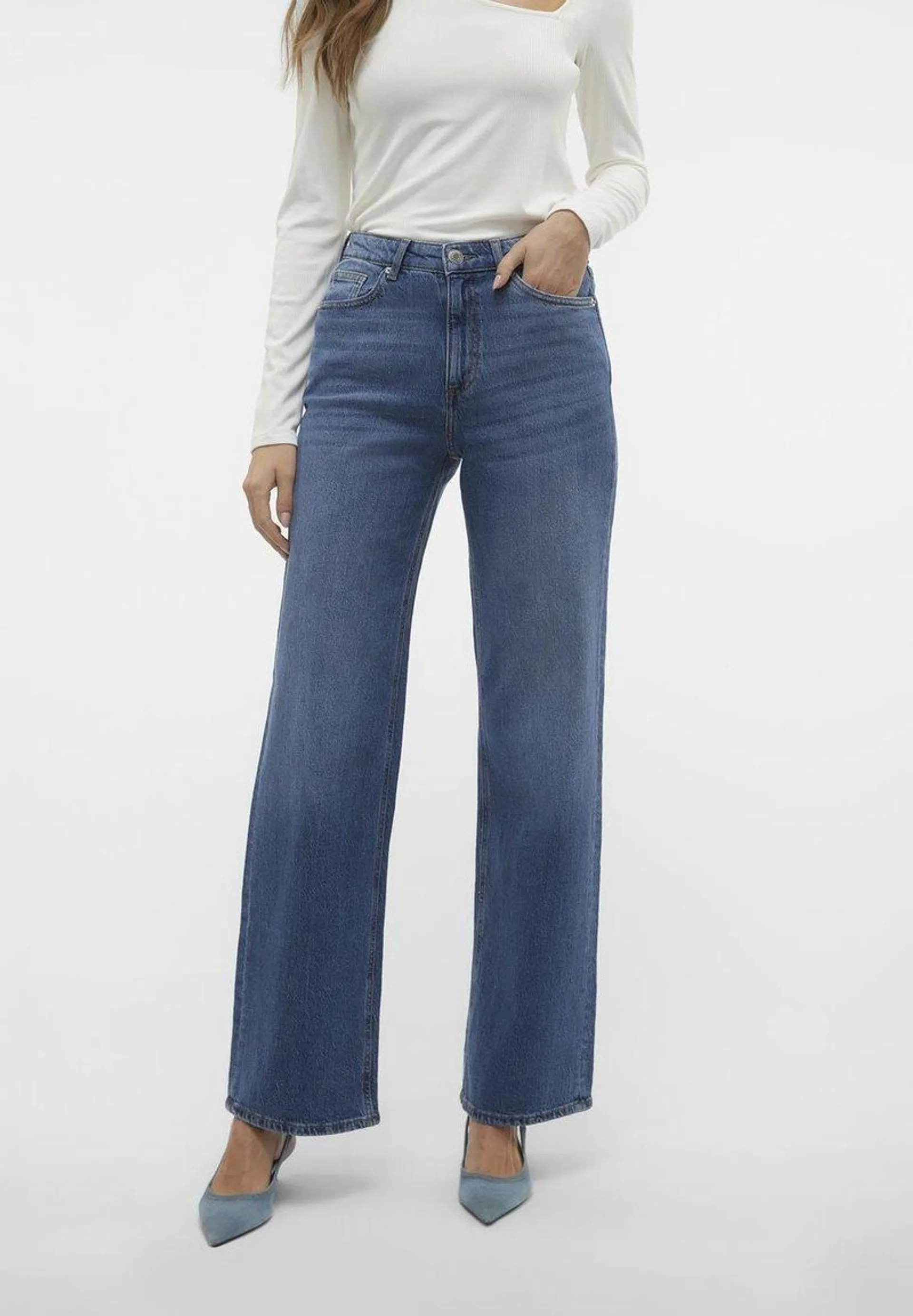VMTESSA WIDE - Relaxed fit jeans