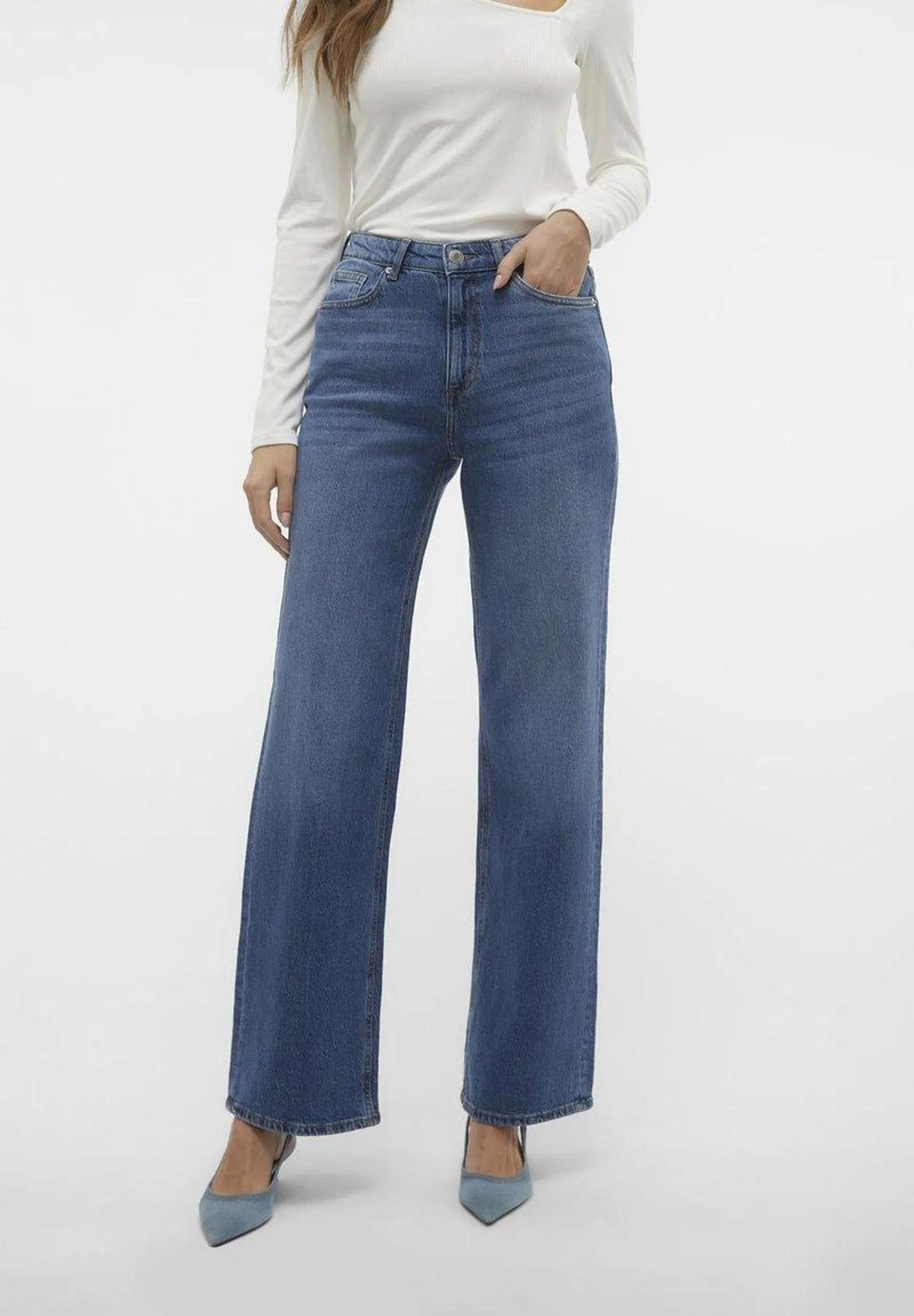 VMTESSA WIDE - Relaxed fit jeans - medium blue denim