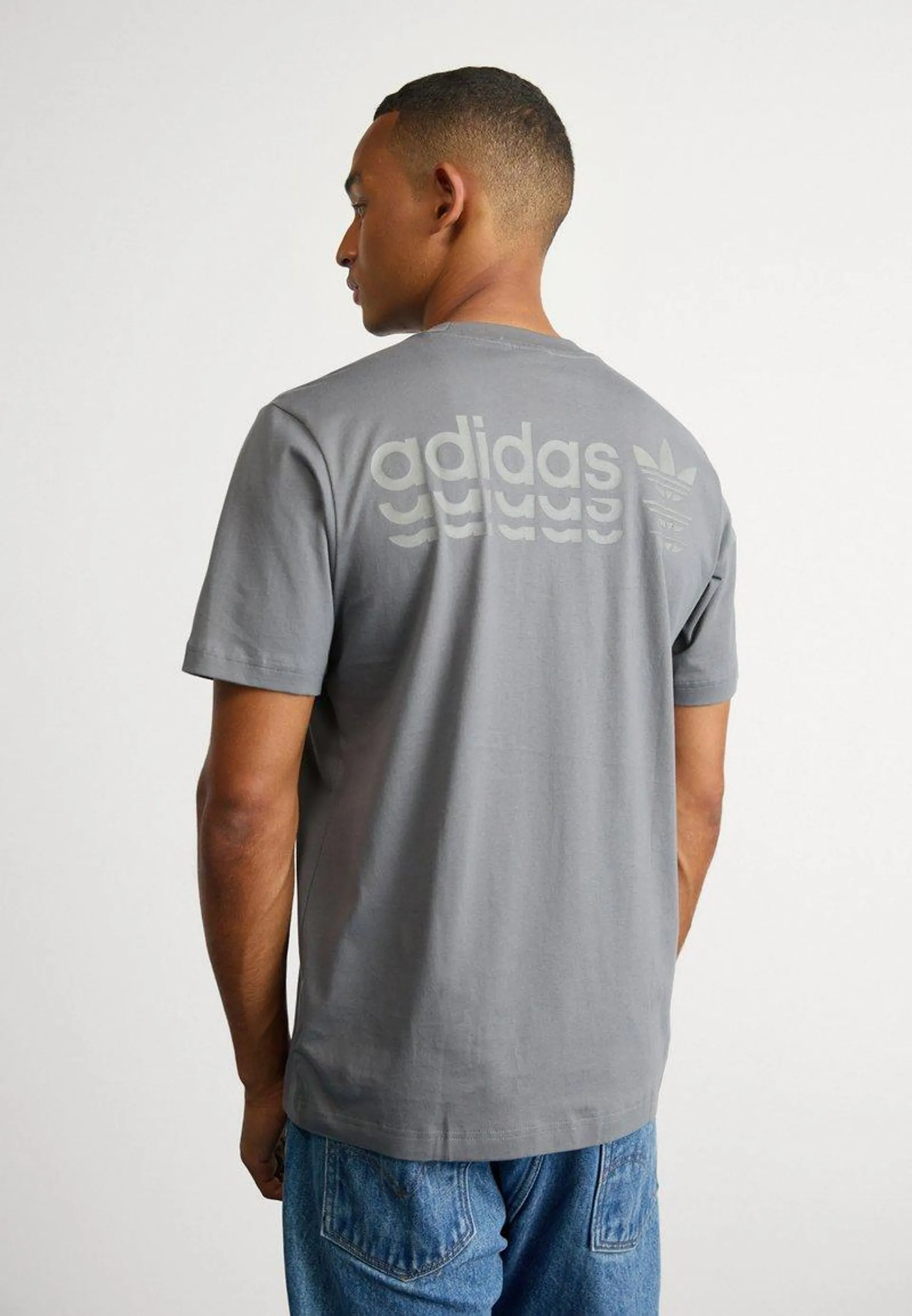 TEE - Print T-shirt - grey four