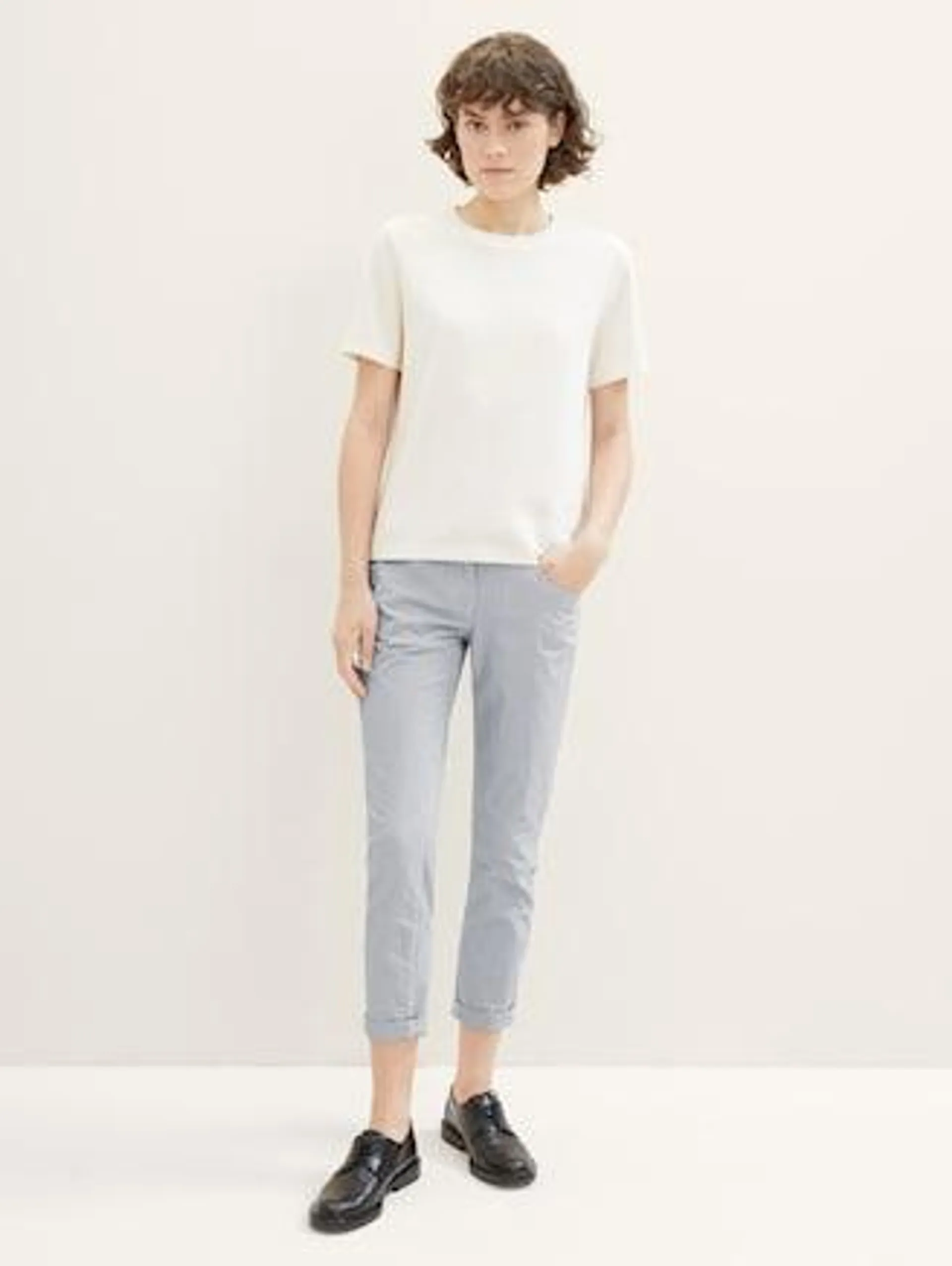 Tapered relaxed trousers with organic cotton