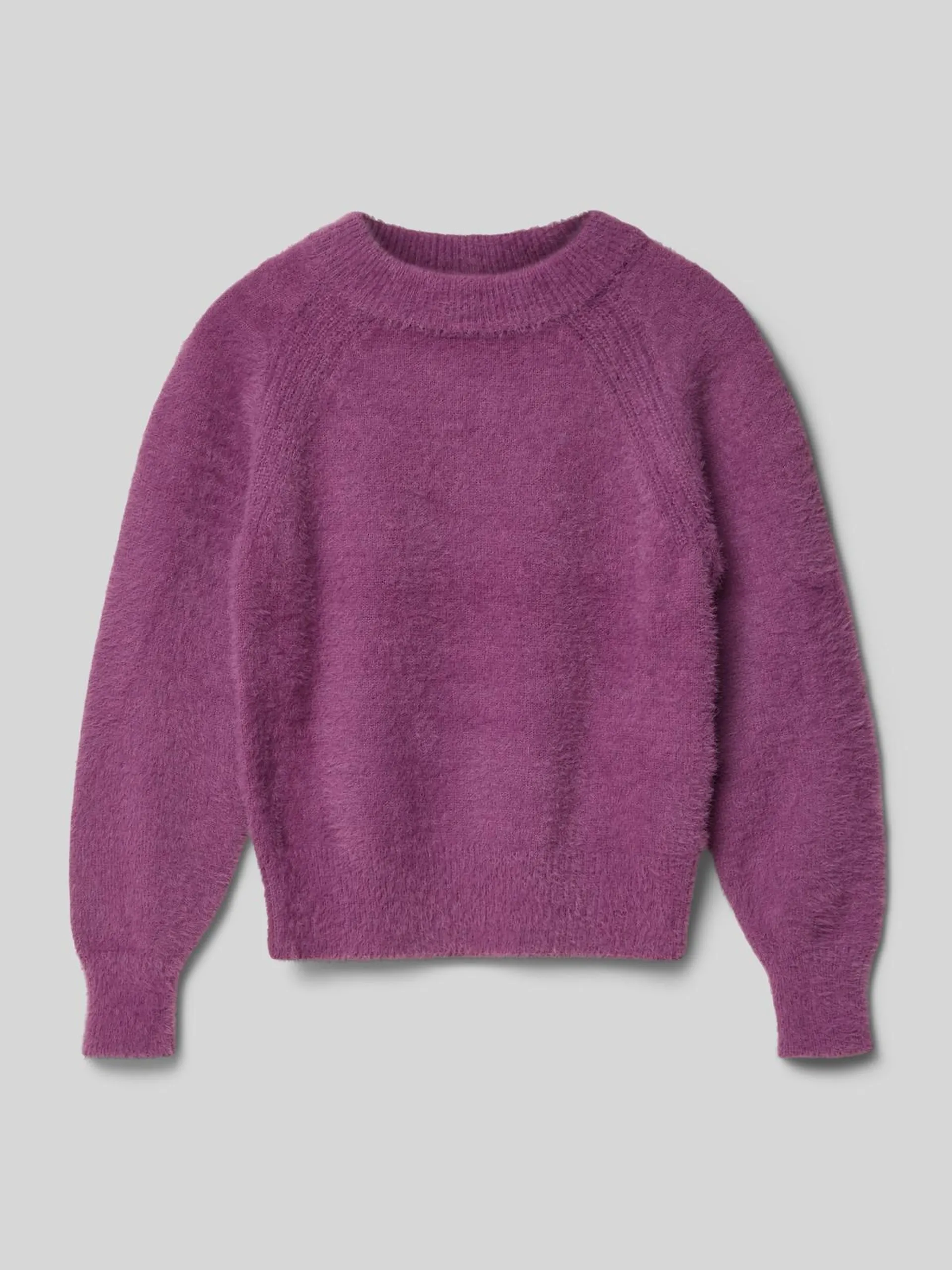 Regular Fit Strickpullover mit Viskose und flauschiger Qualität in purple