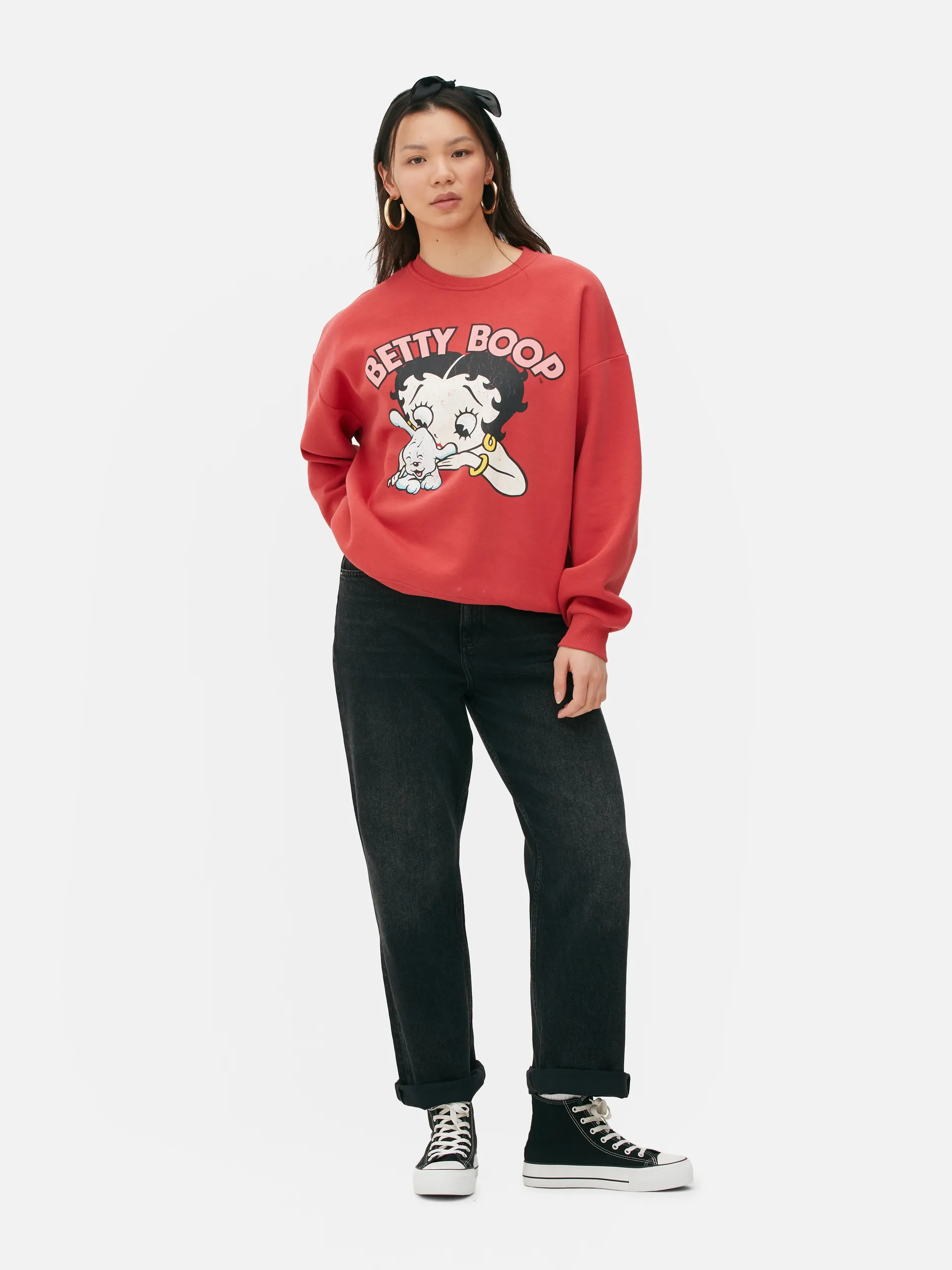 „Betty Boop“ Sweatshirt im Oversized-Look mit Grafik