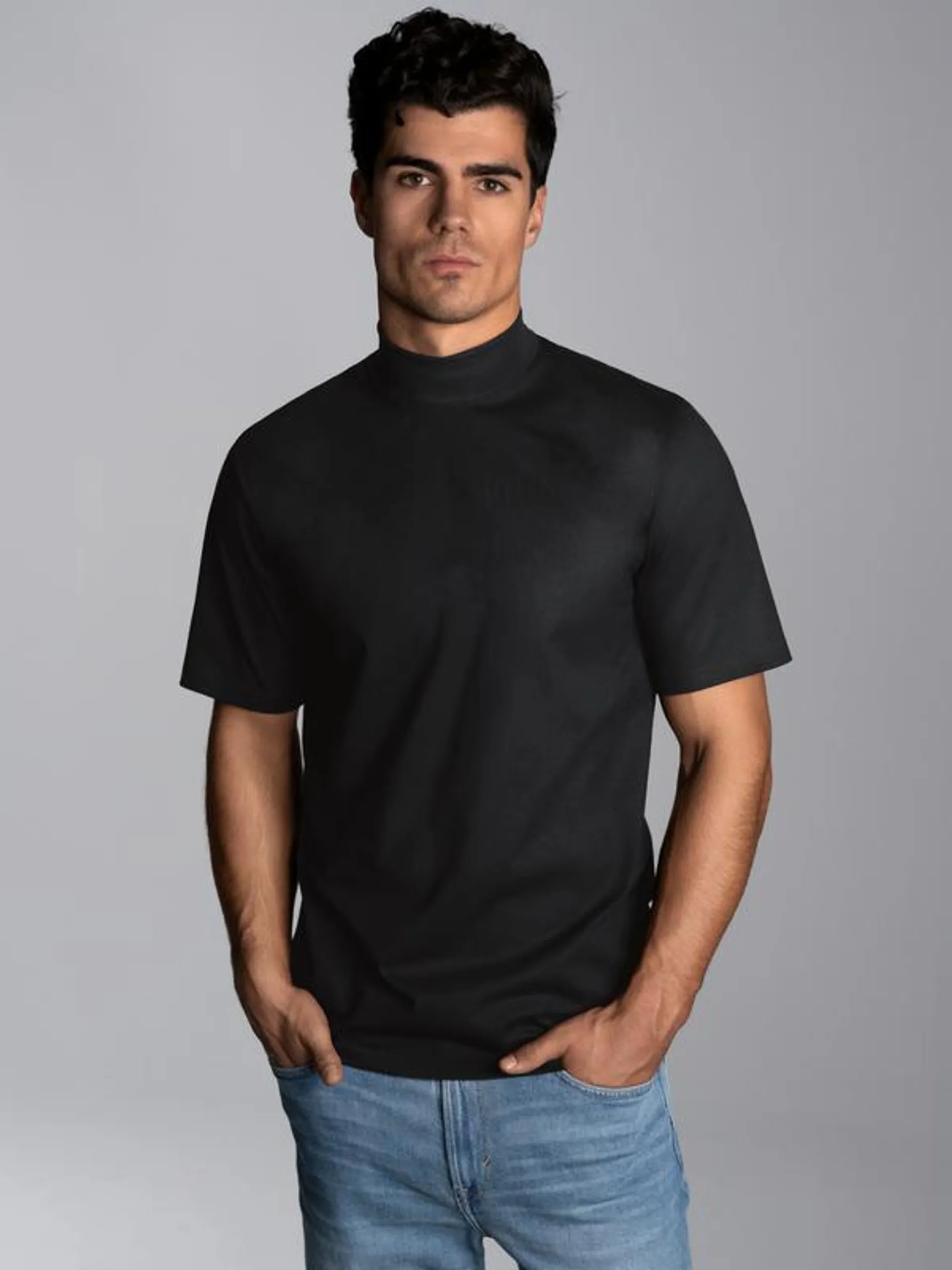 T-Shirt mit Stehkragen Schwarz