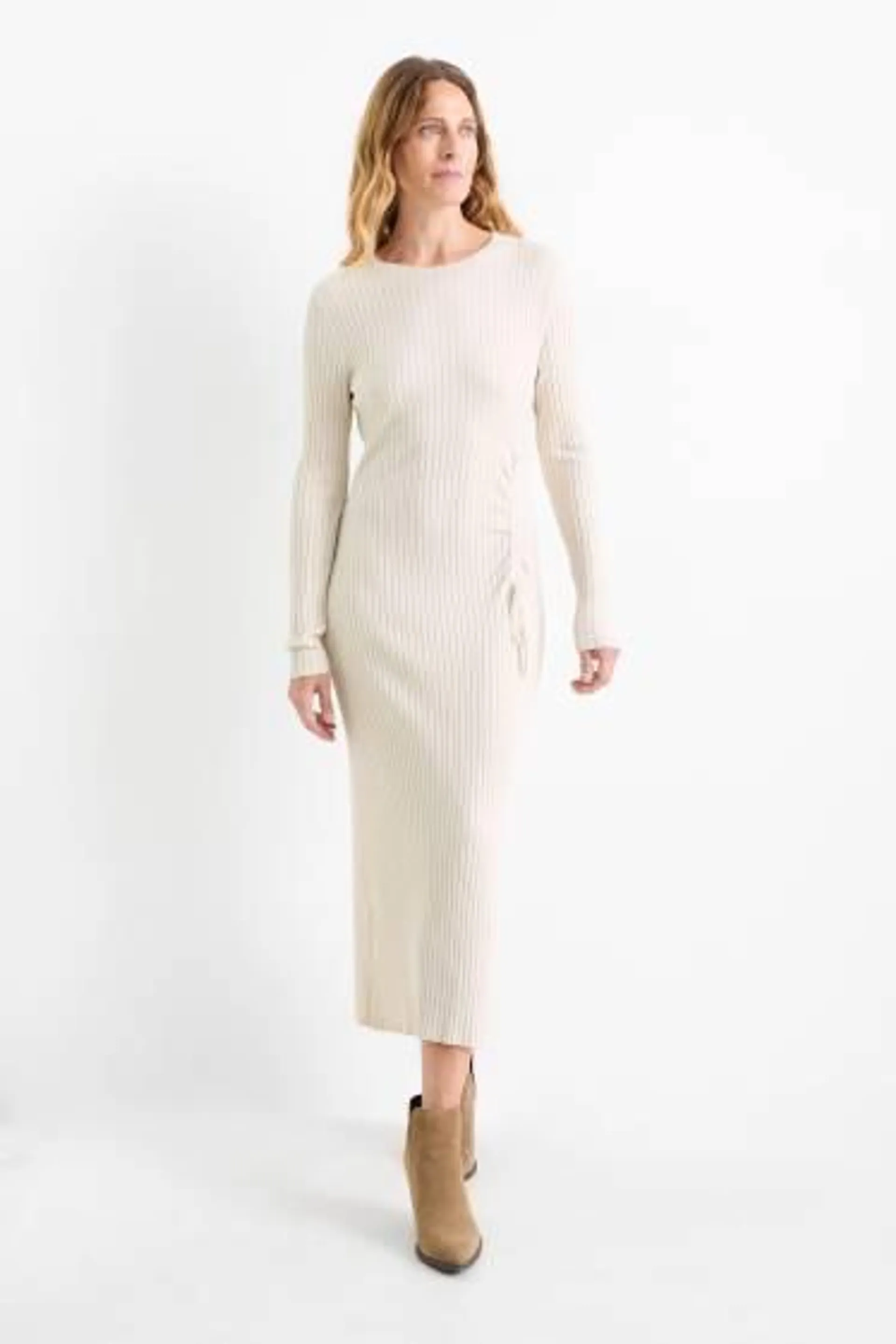 Knitted dress - ribbed