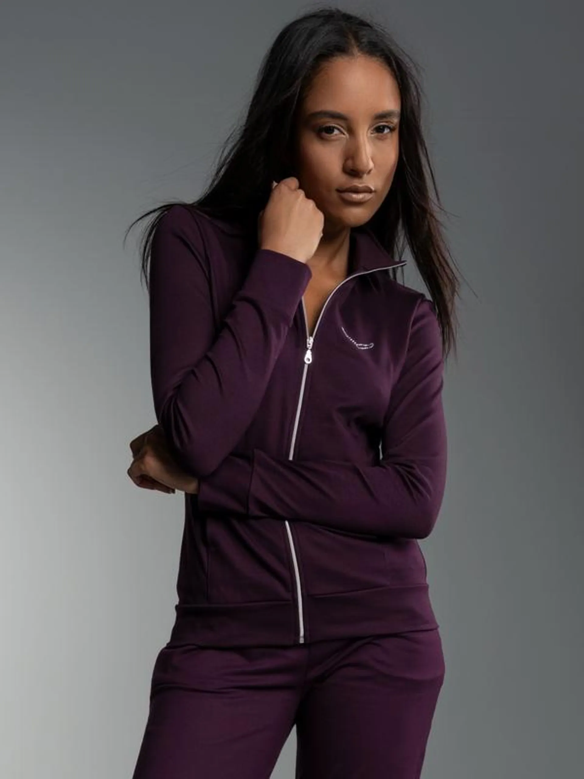 Jacke veredelt mit Kristallsteinen Aubergine