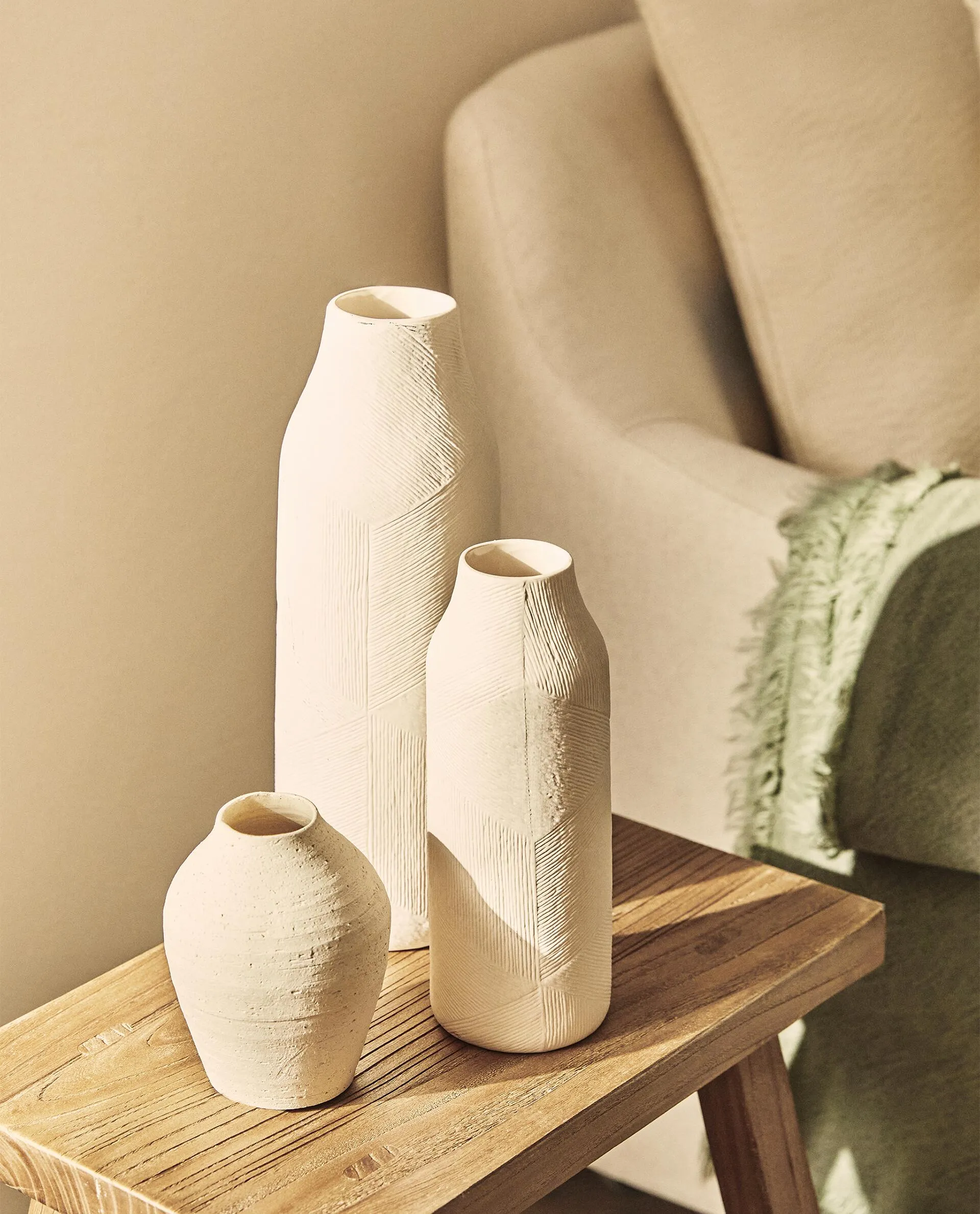 TEXTURED CERAMIC VASE