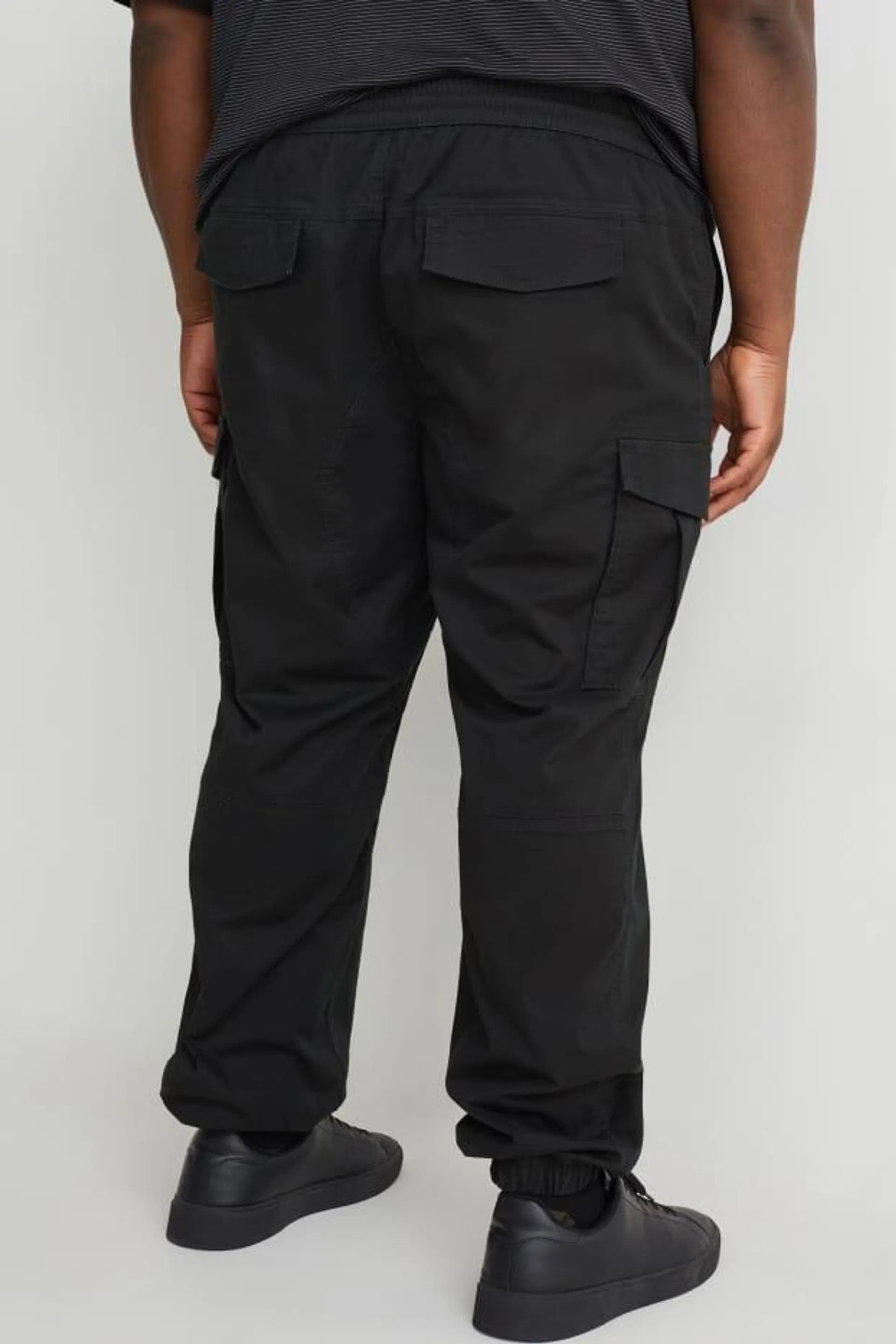 Cargo trousers - tapered fit - LYCRA®