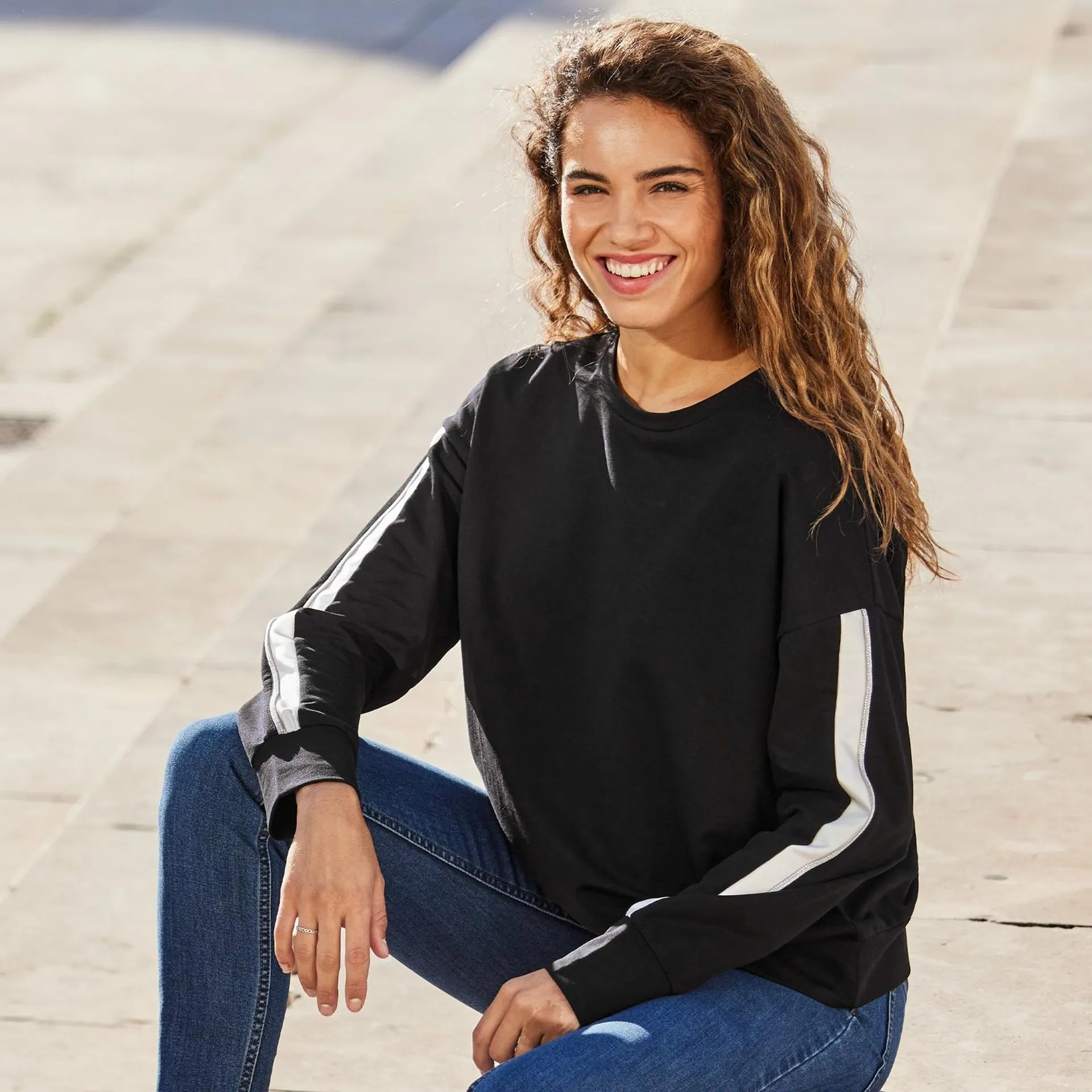 Damen-Sweatshirt mit Kontraststreifen