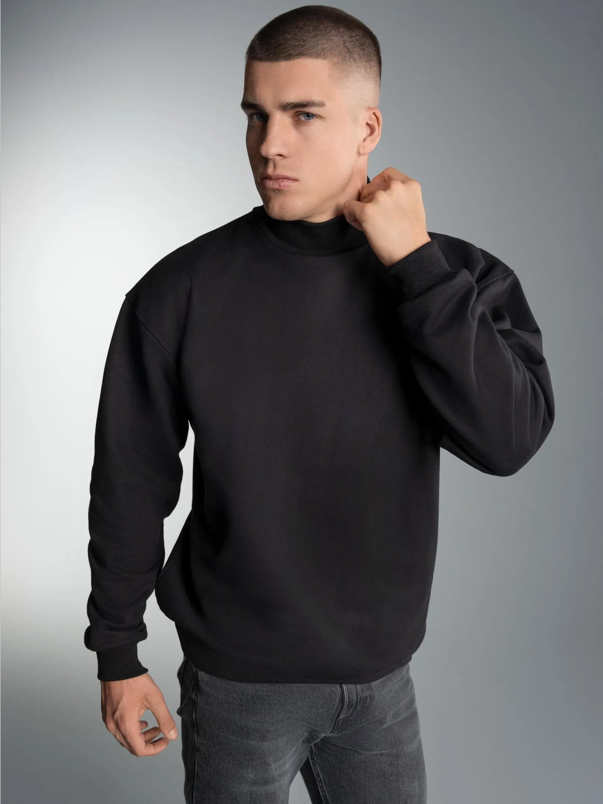 Sweatshirt mit Stehkragen Schwarz