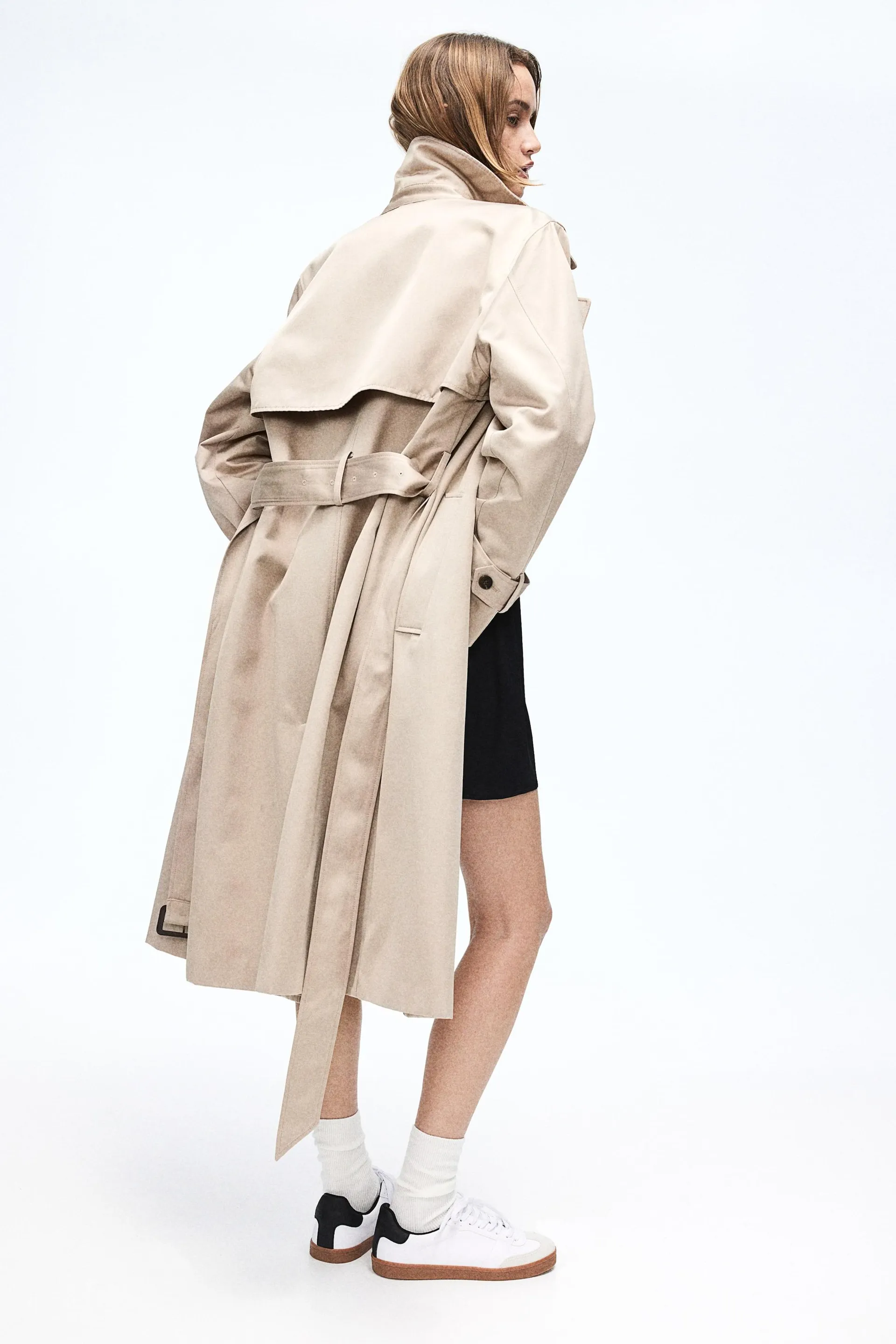 Zweireihiger Trenchcoat aus Twill