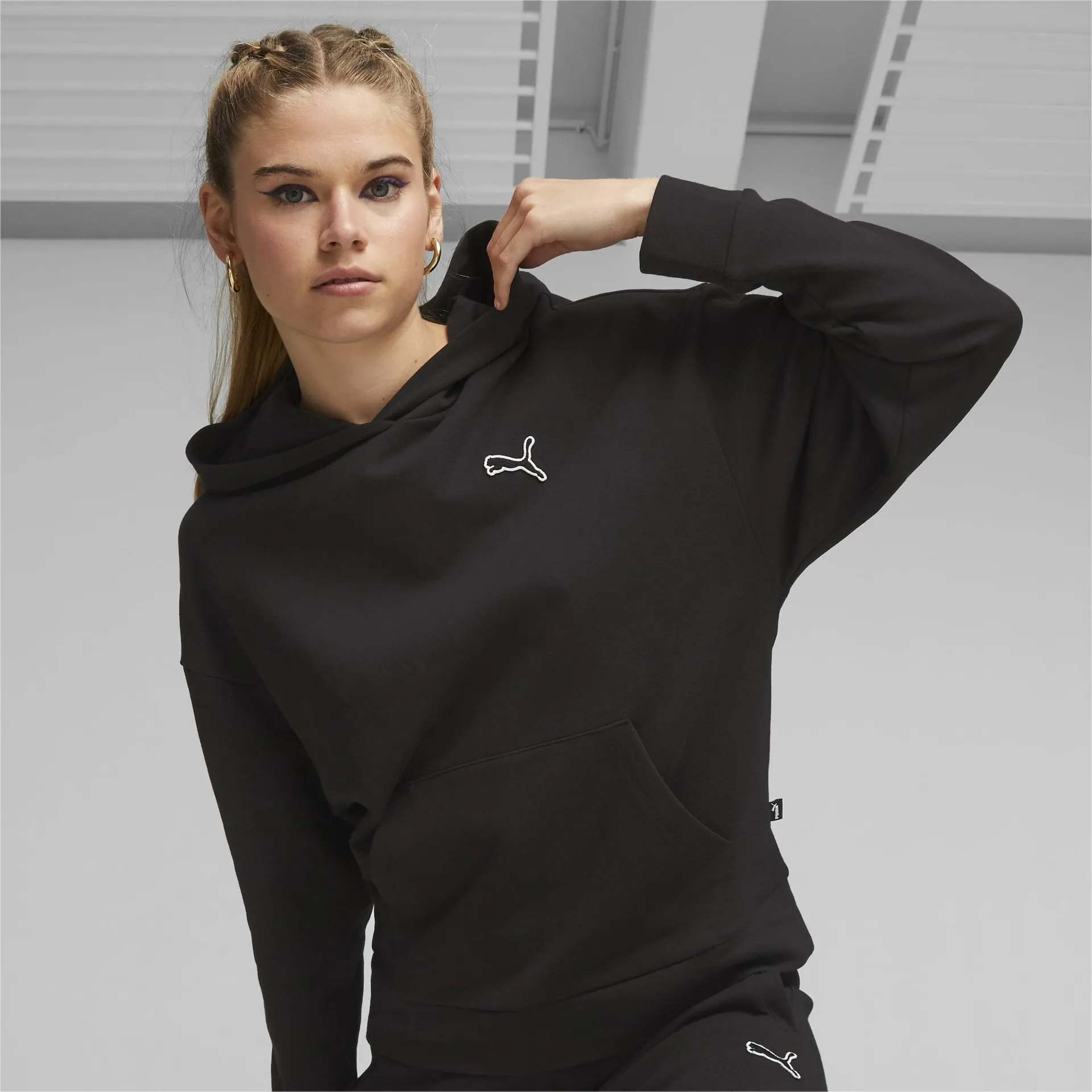 BETTER ESSENTIALS Women's Hoodie